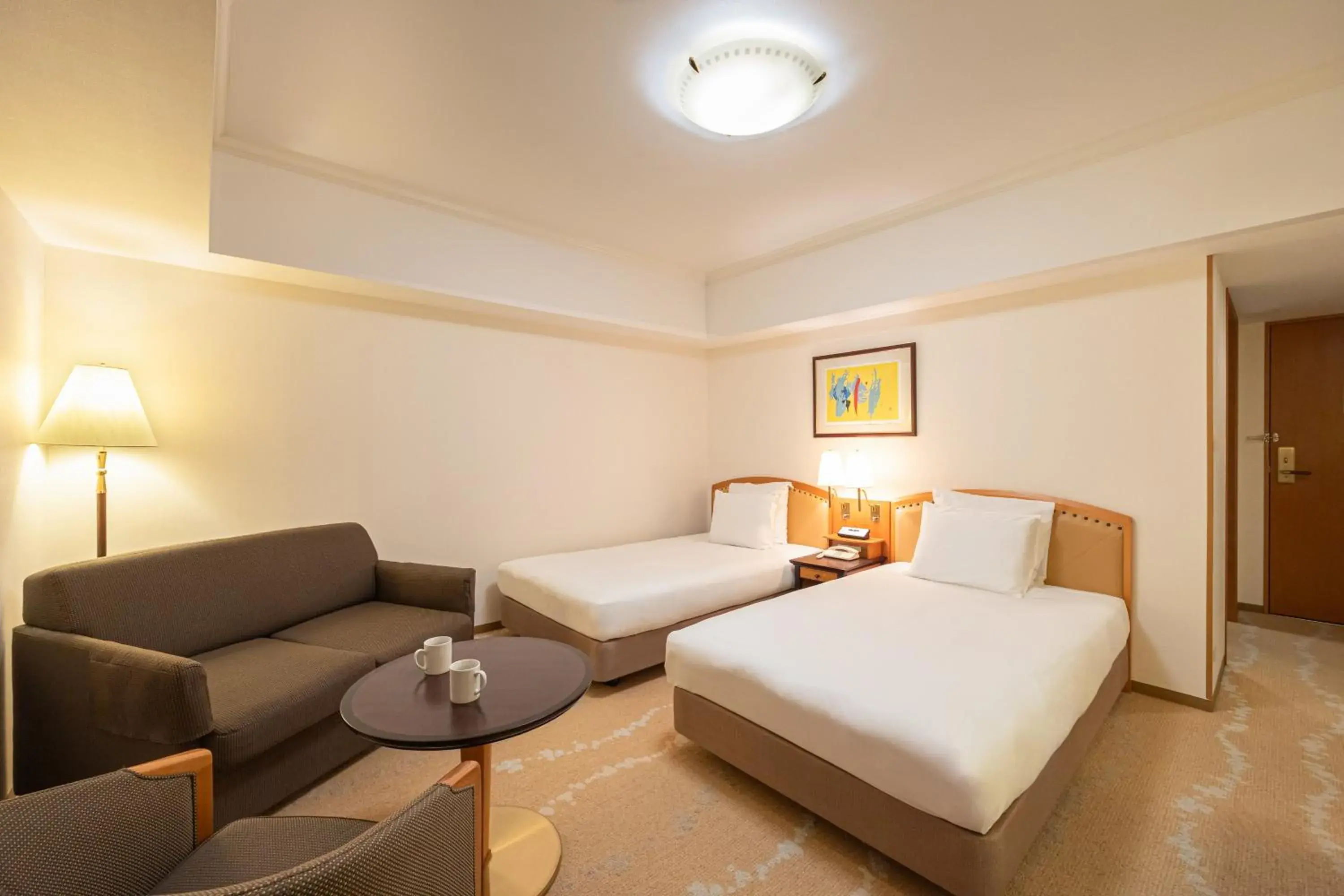 Photo of the whole room, Bed in ANA Crowne Plaza Toyama by IHG Photo of the whole room, Bed in ANA Crowne Plaza Toyama by IHG