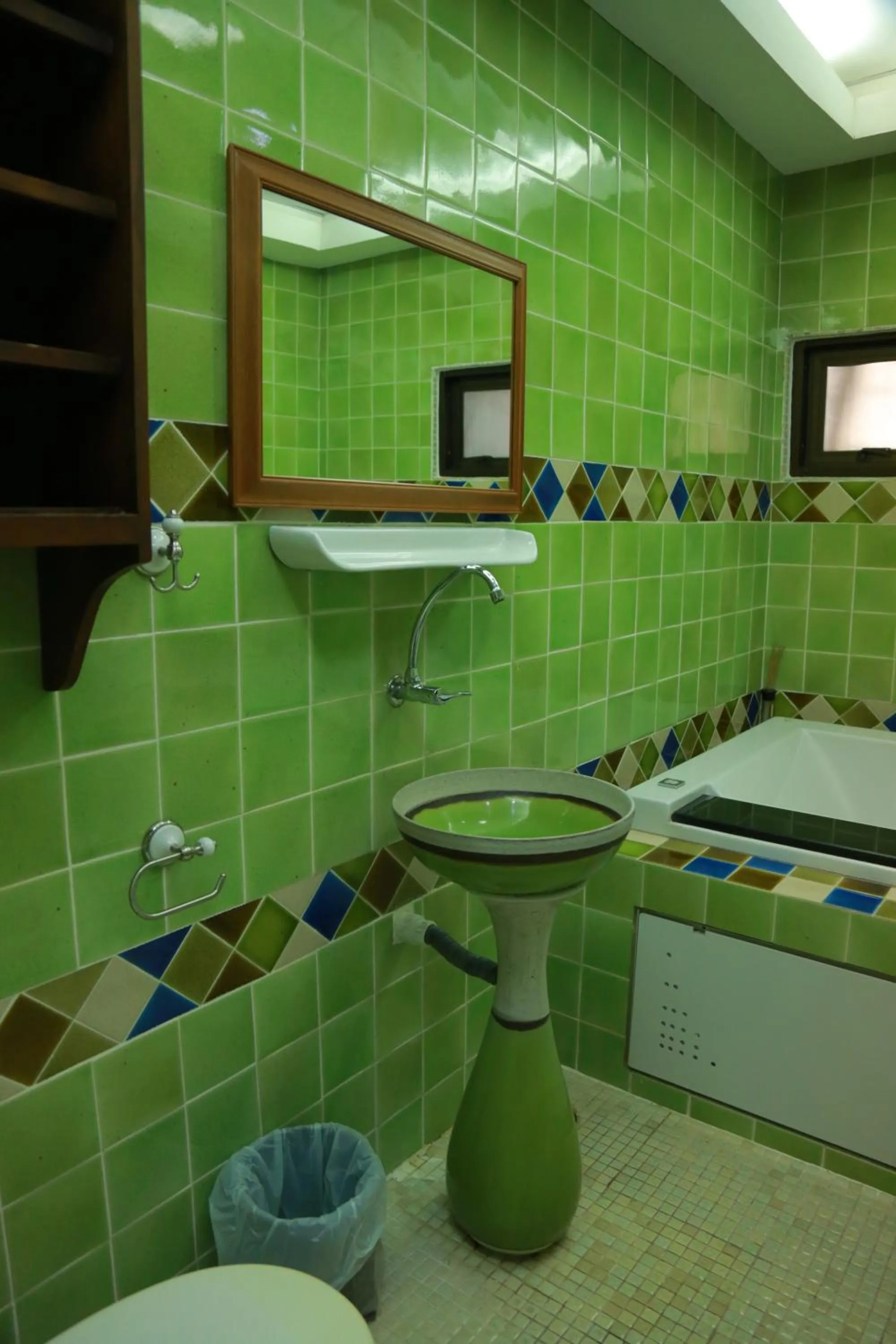 Toilet in UPAR Hotels Silom