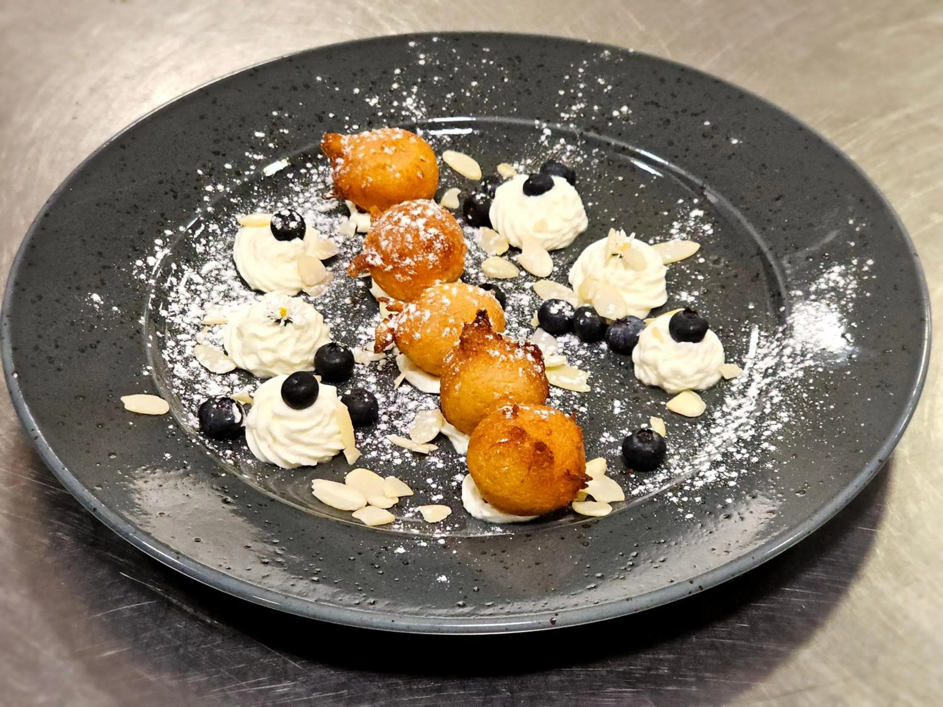 Food in Balónový hotel a pivovar Radešín