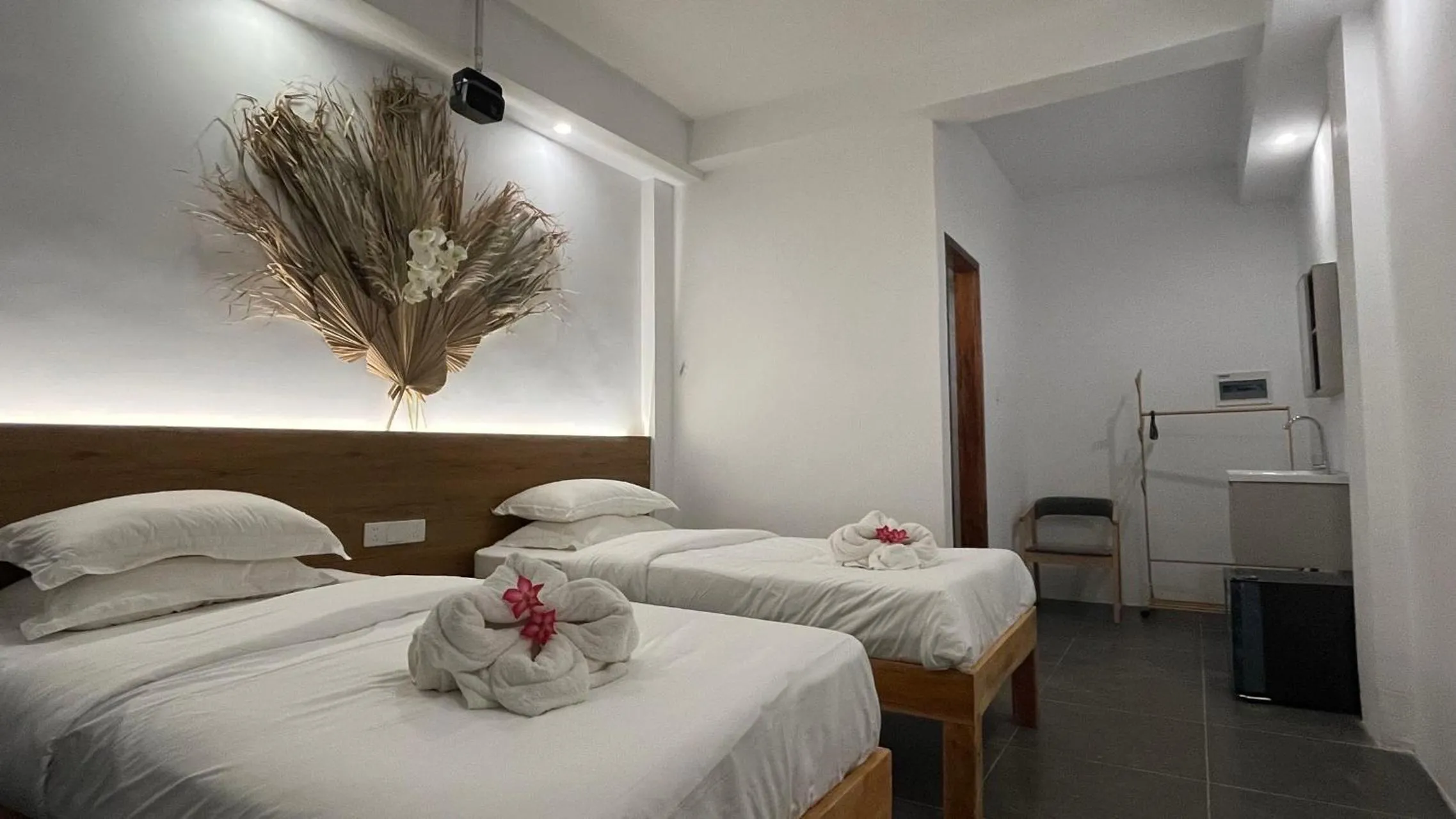 Twin Room with Balcony in Belle Homes