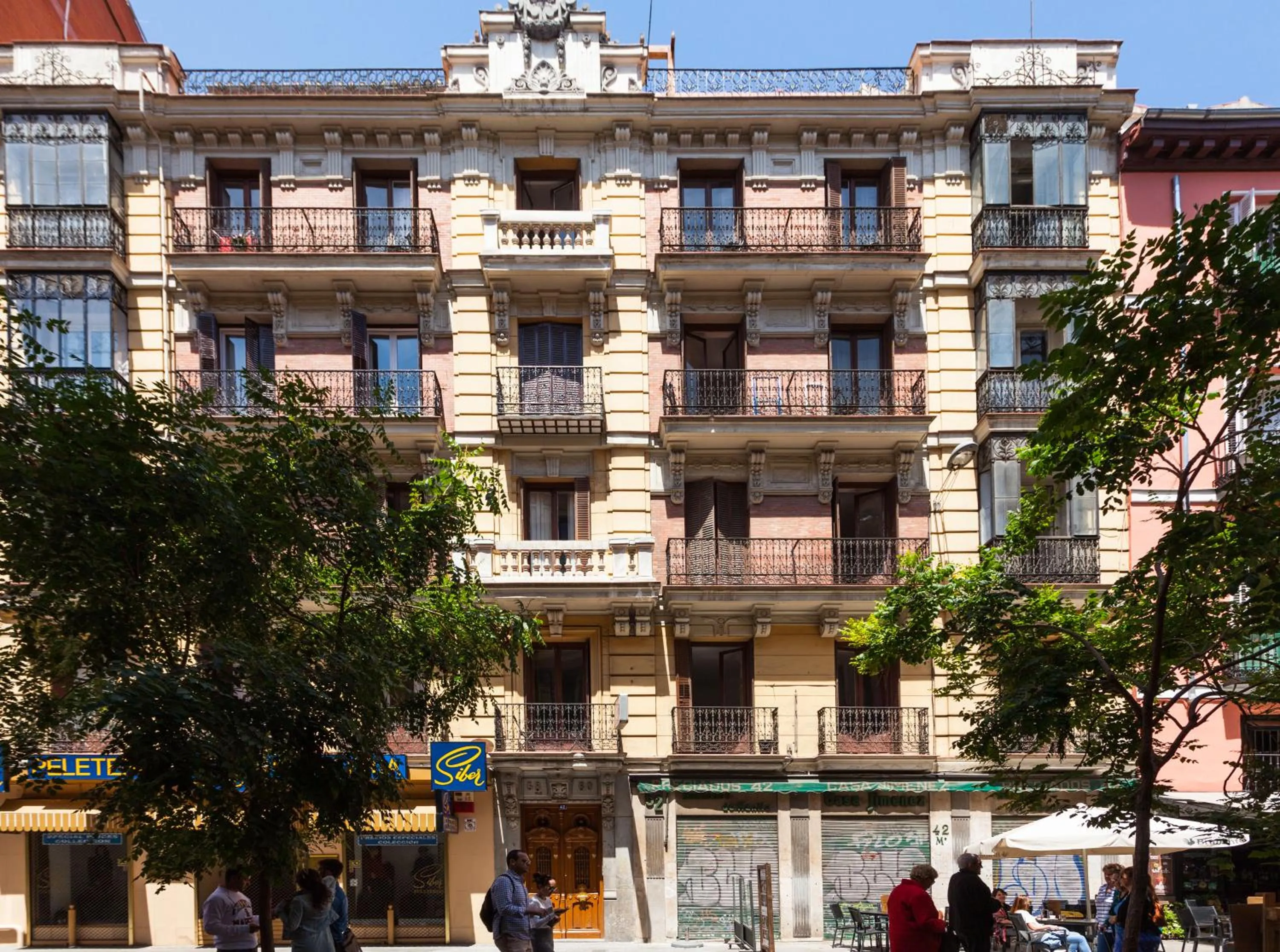 Facade/entrance in SUITES YOU Platinum