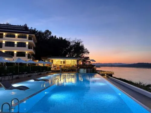 Chiangkhan River Mountain Resort