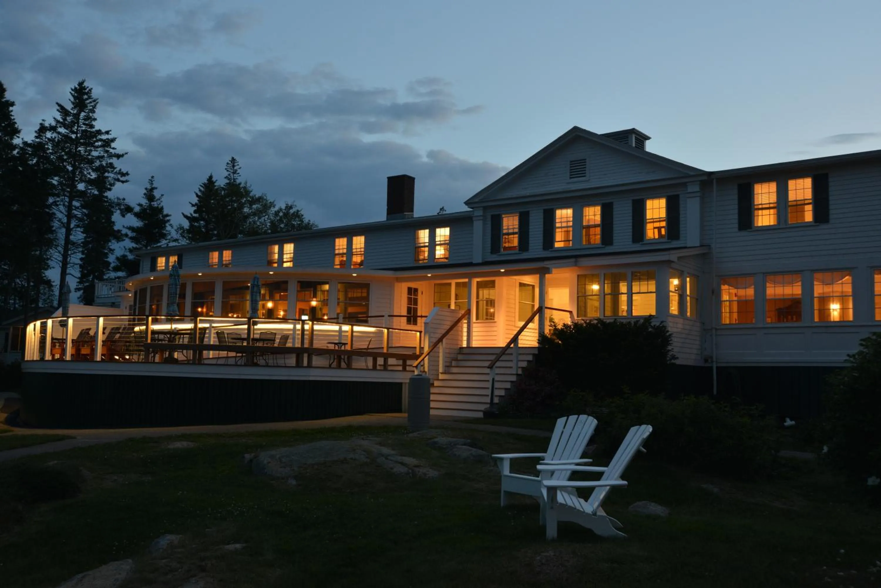 Patio in Newagen Seaside Inn