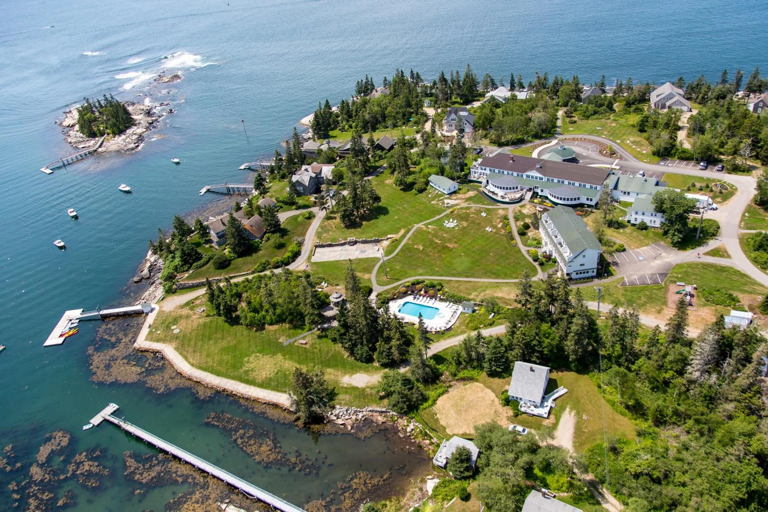 Bird's eye view in Newagen Seaside Inn