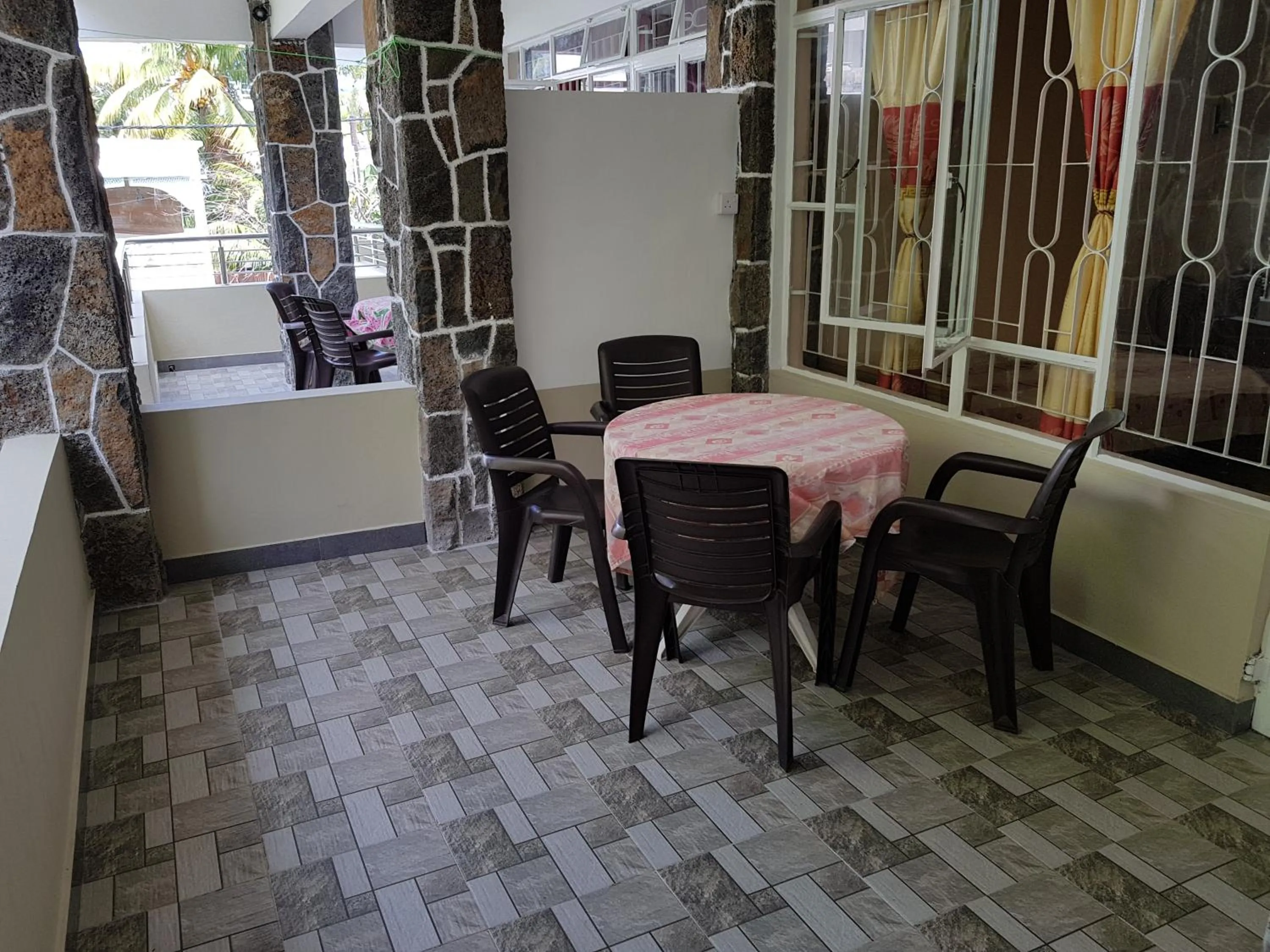 Balcony/Terrace in Pereybere Beach Apartments