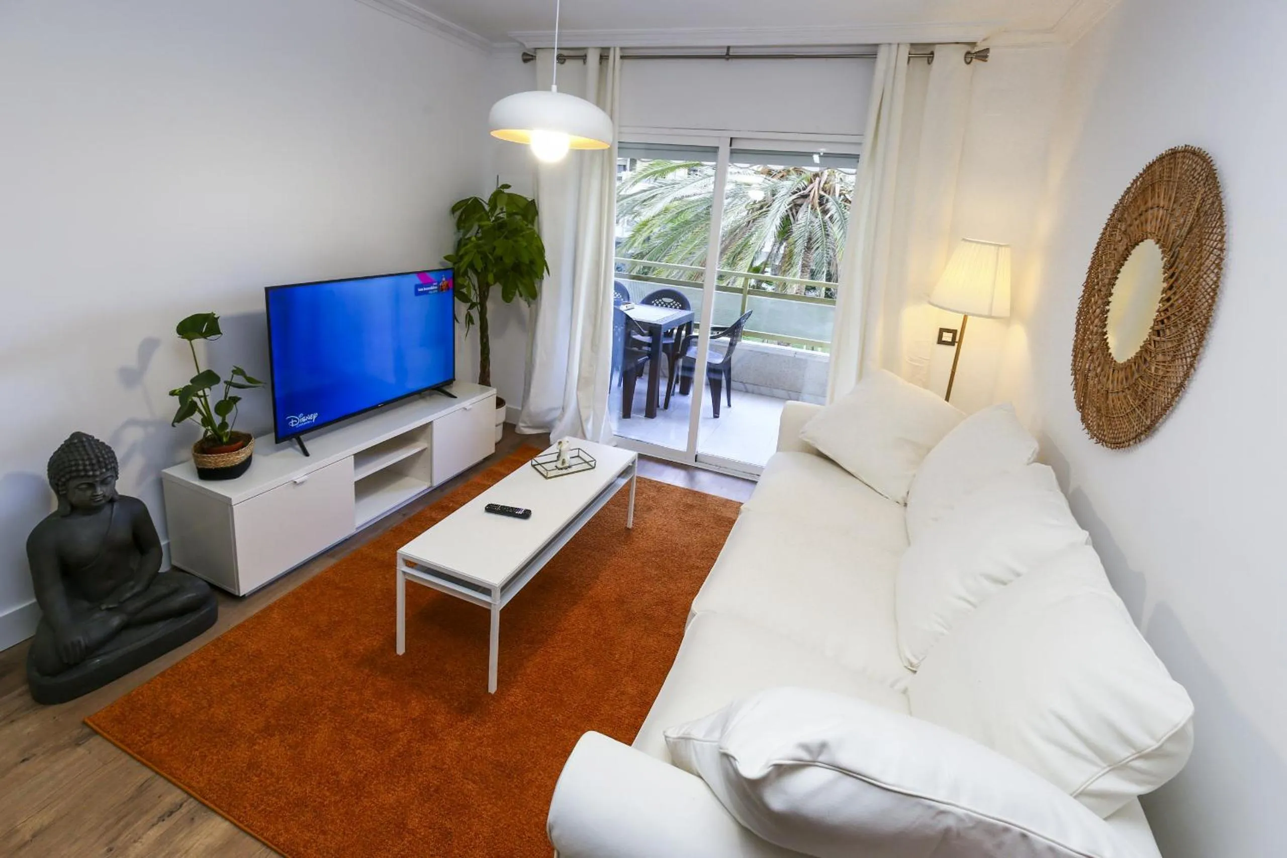PARAISOL 3 Planet Apartment