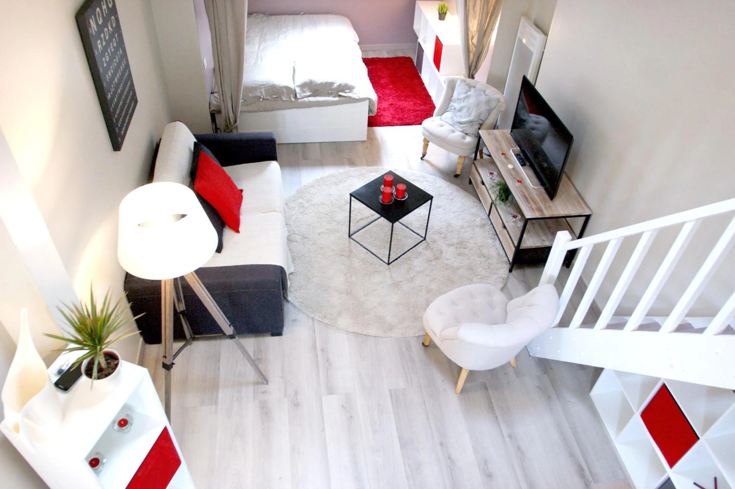 TV and multimedia, Bed in Spacious 2-Bedroom Family Duplex with Free Parking and Netflix