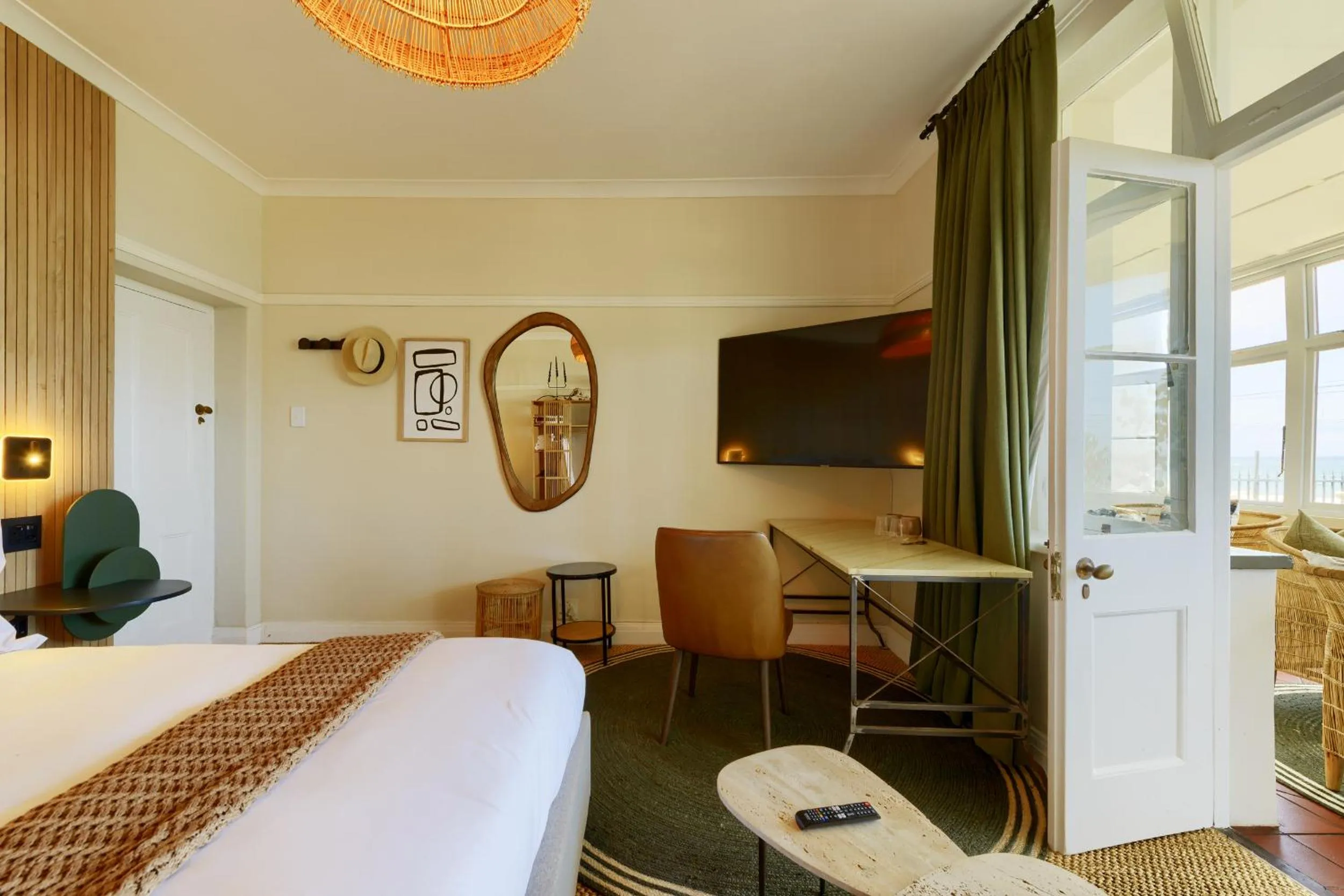 Bed in Stoep By Ideas Cartel