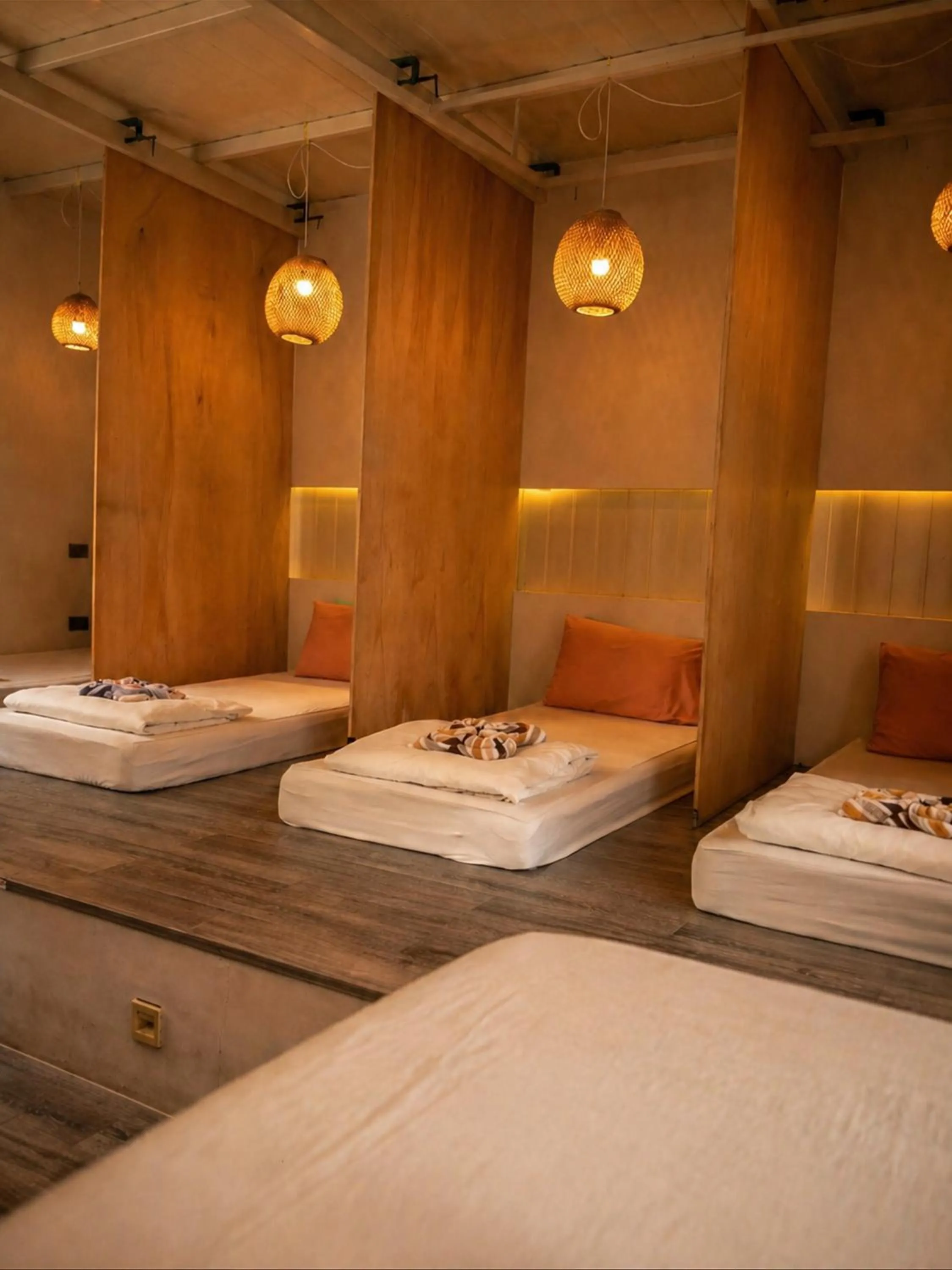 Bed in The Local Khaosan Bangkok Hotel
