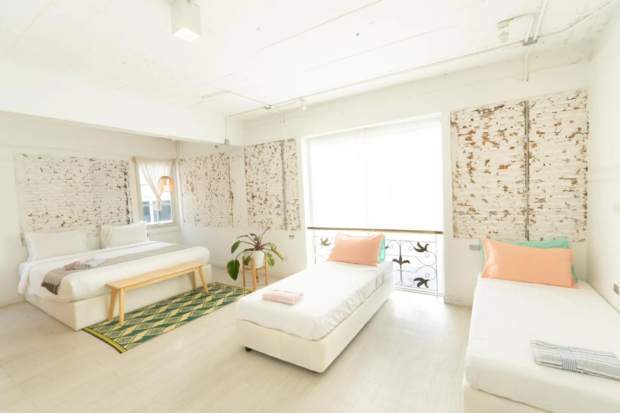 Bed in The Local Khaosan Bangkok Hotel