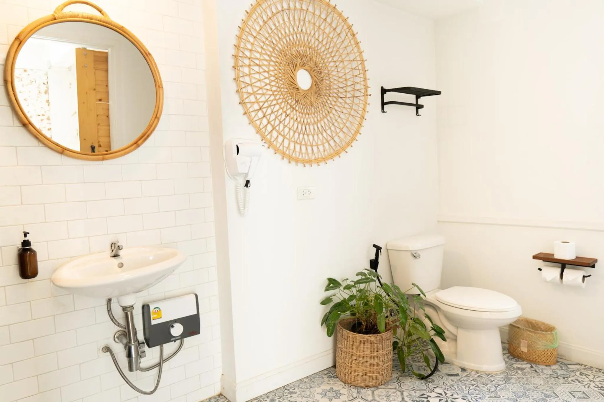 The Local Khaosan Bangkok Hotel