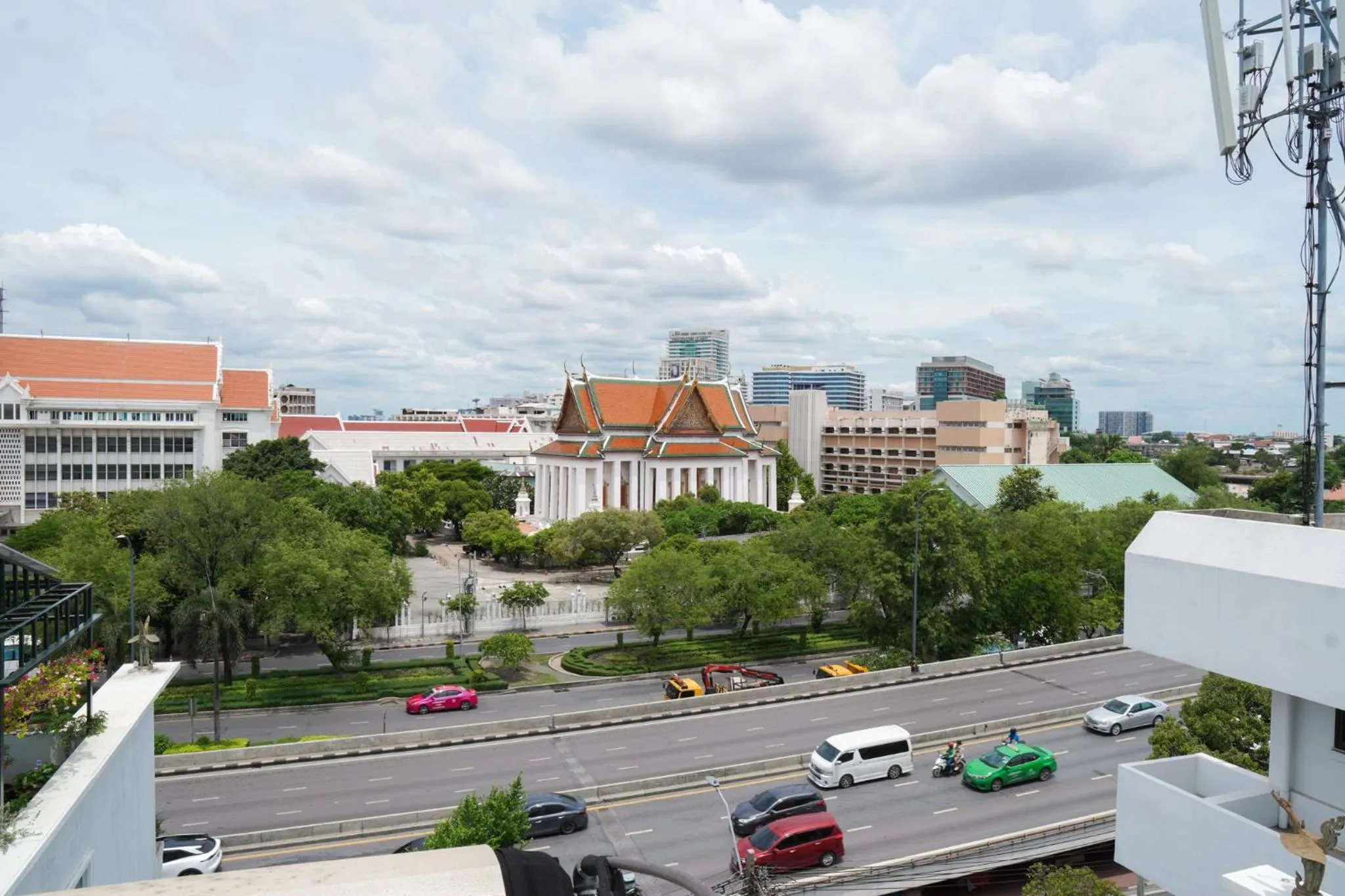The Local Khaosan Bangkok Hotel
