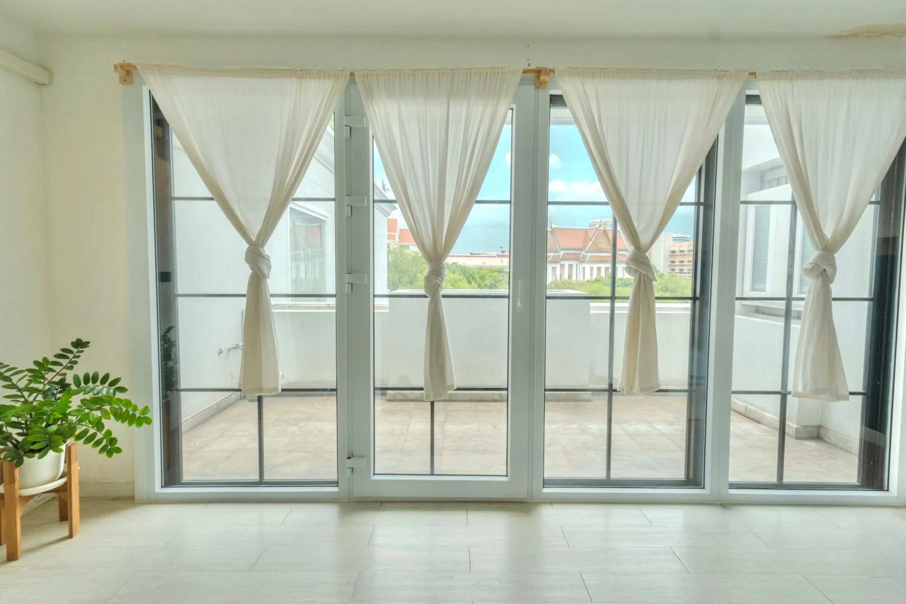 The Local Khaosan Bangkok Hotel