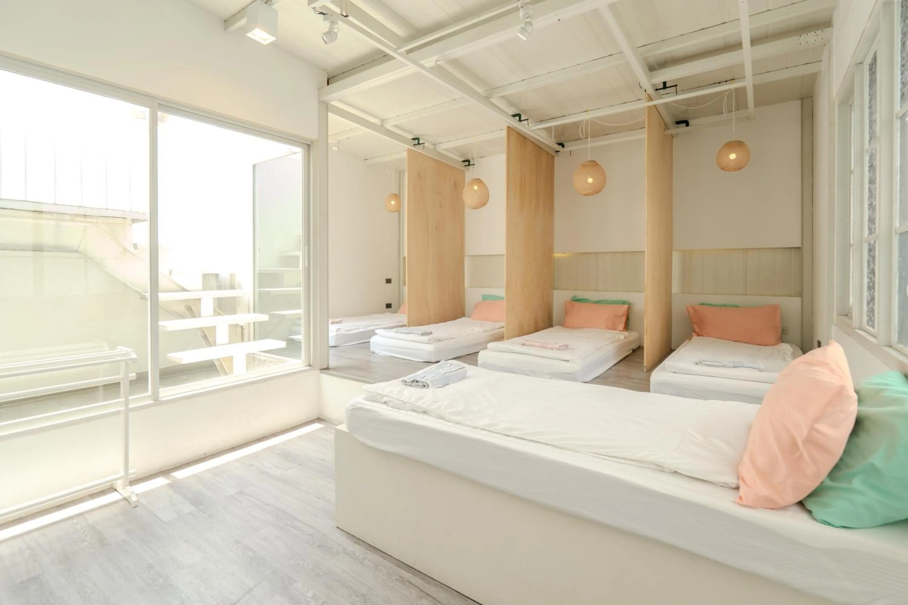 Bed in The Local Khaosan Bangkok Hotel