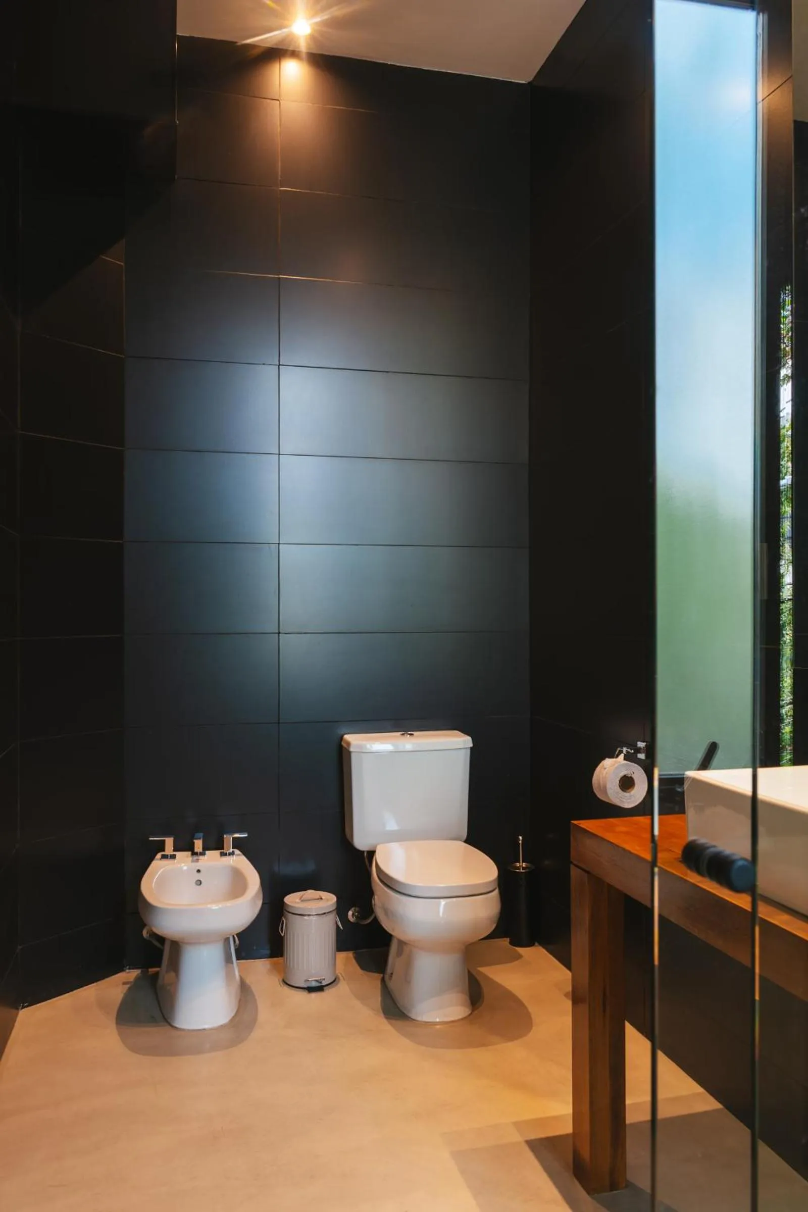 Toilet in Main By Babel