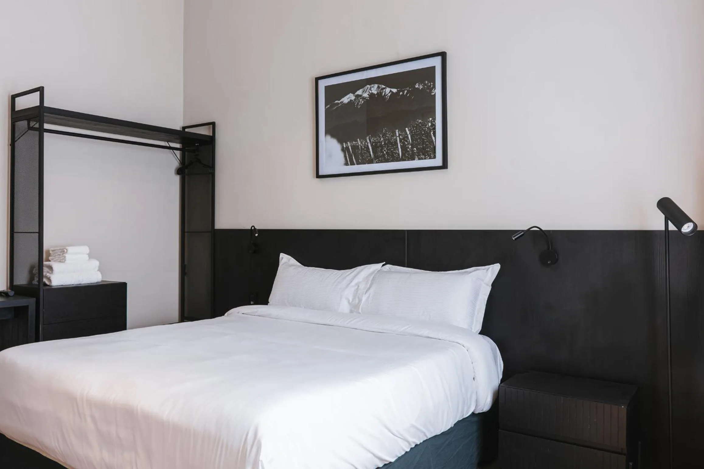 Bed in Main By Babel