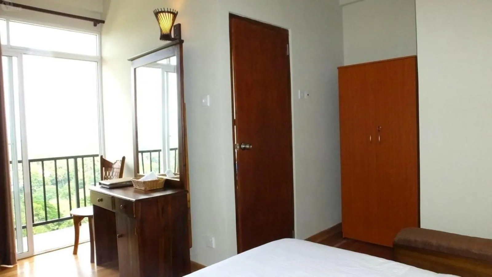 Bedroom, Bed in Villa Arunalu Kandy