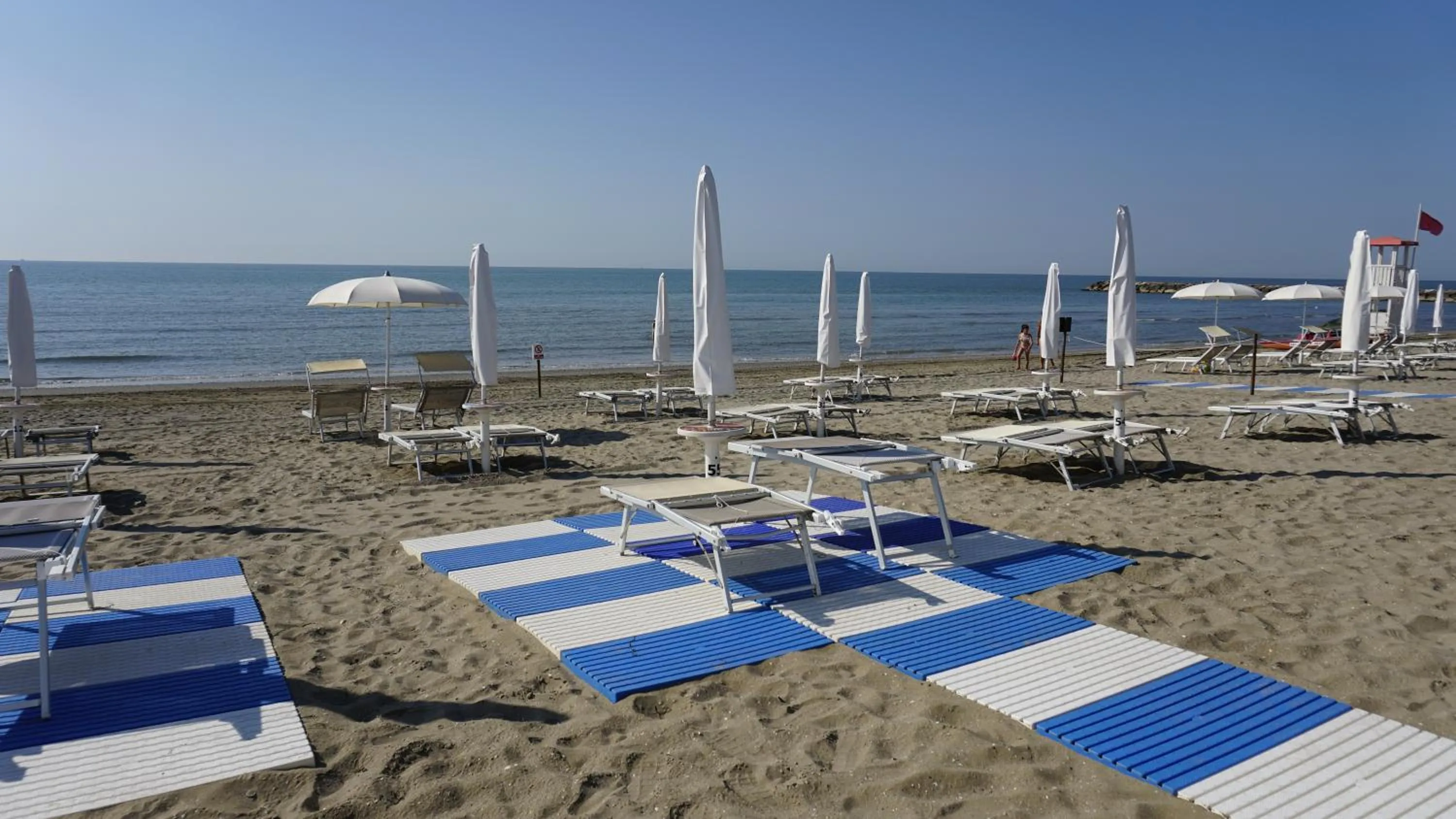 Beach in Portofelice Camping Village