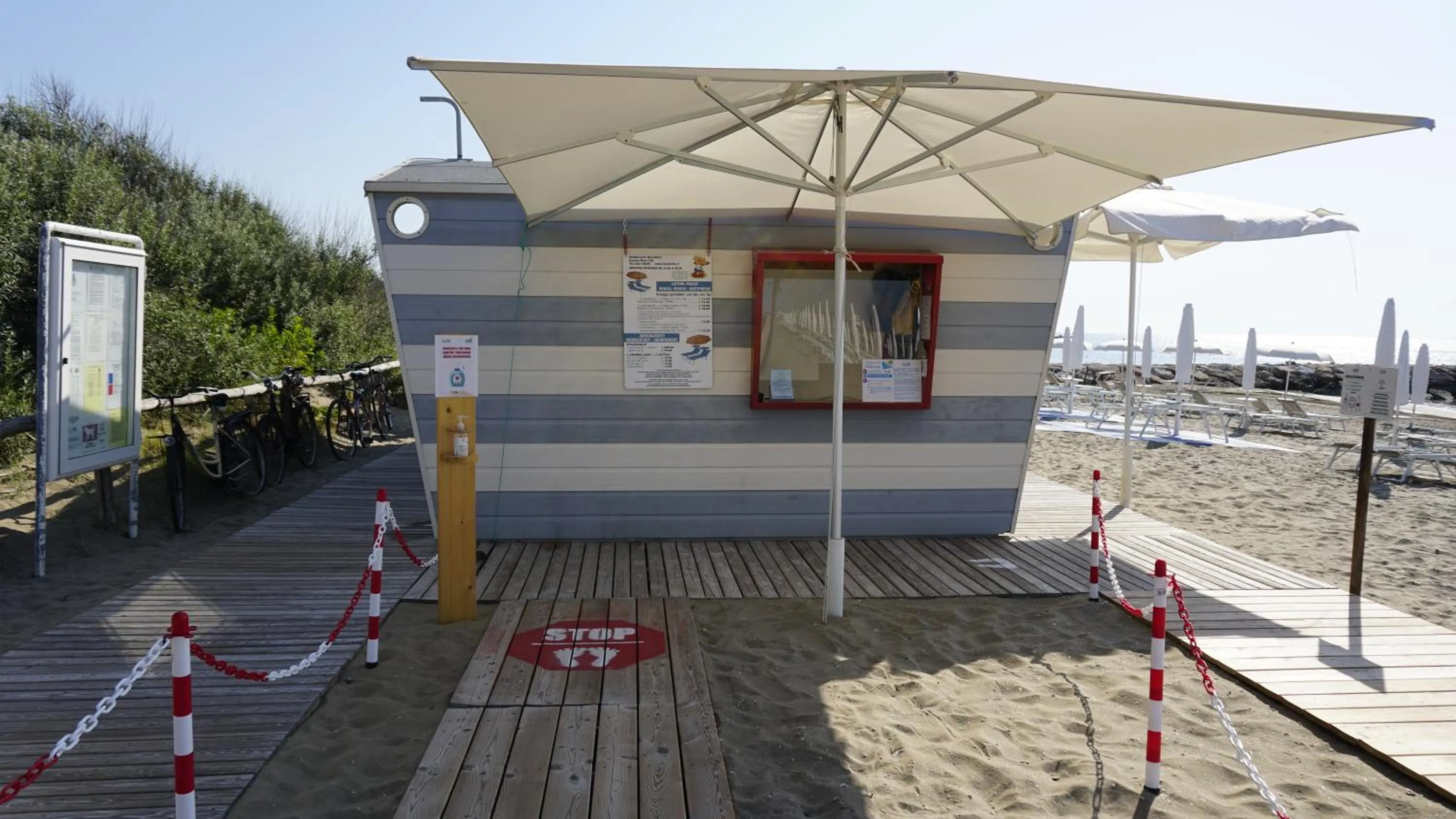 Beach in Portofelice Camping Village