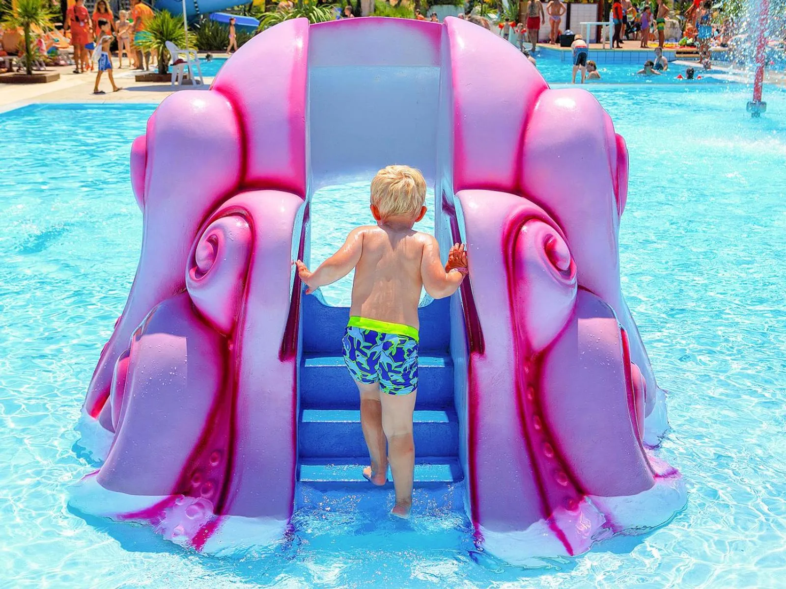 Swimming pool in Portofelice Camping Village