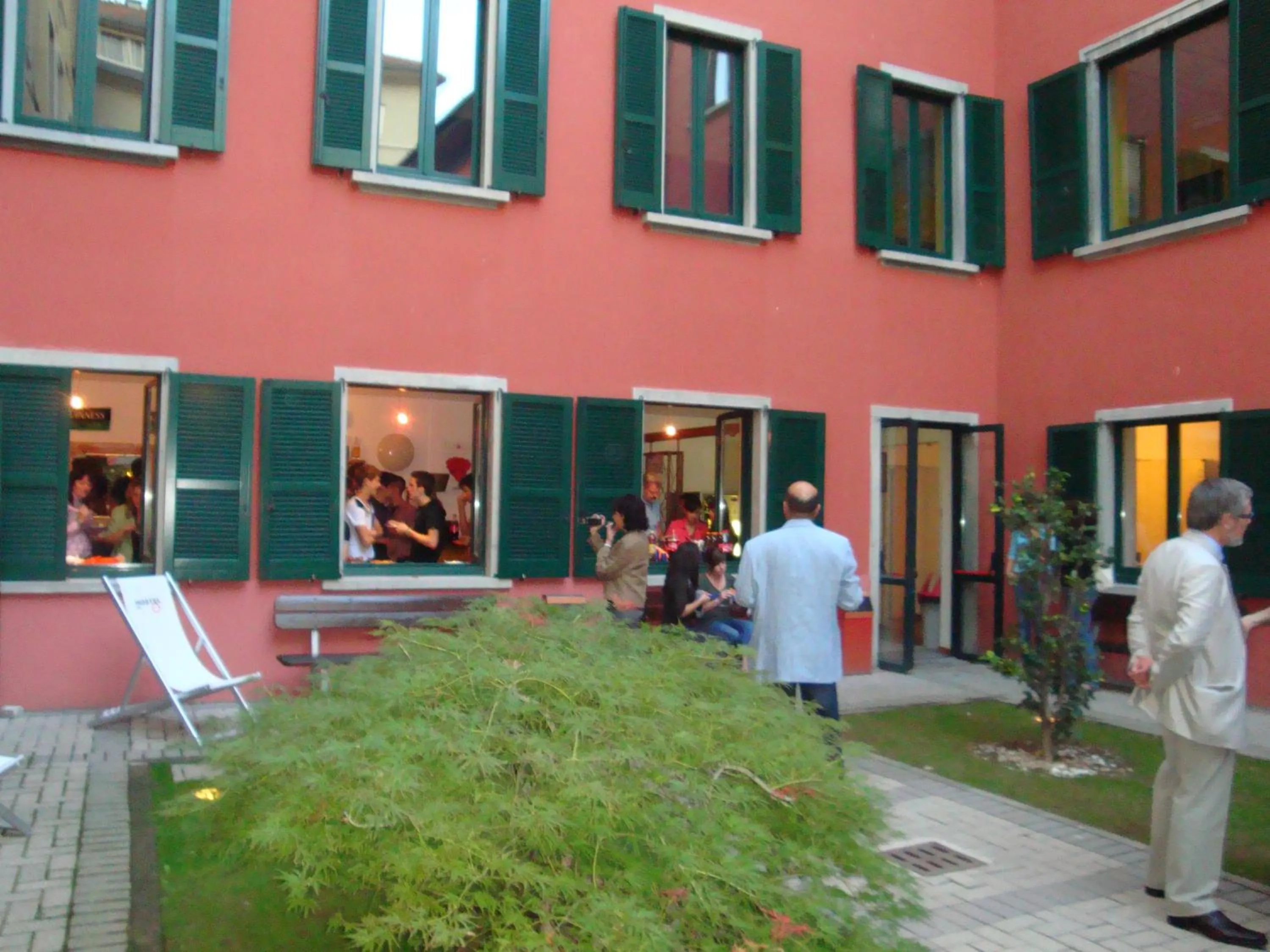 Facade/entrance in Central Hostel BG