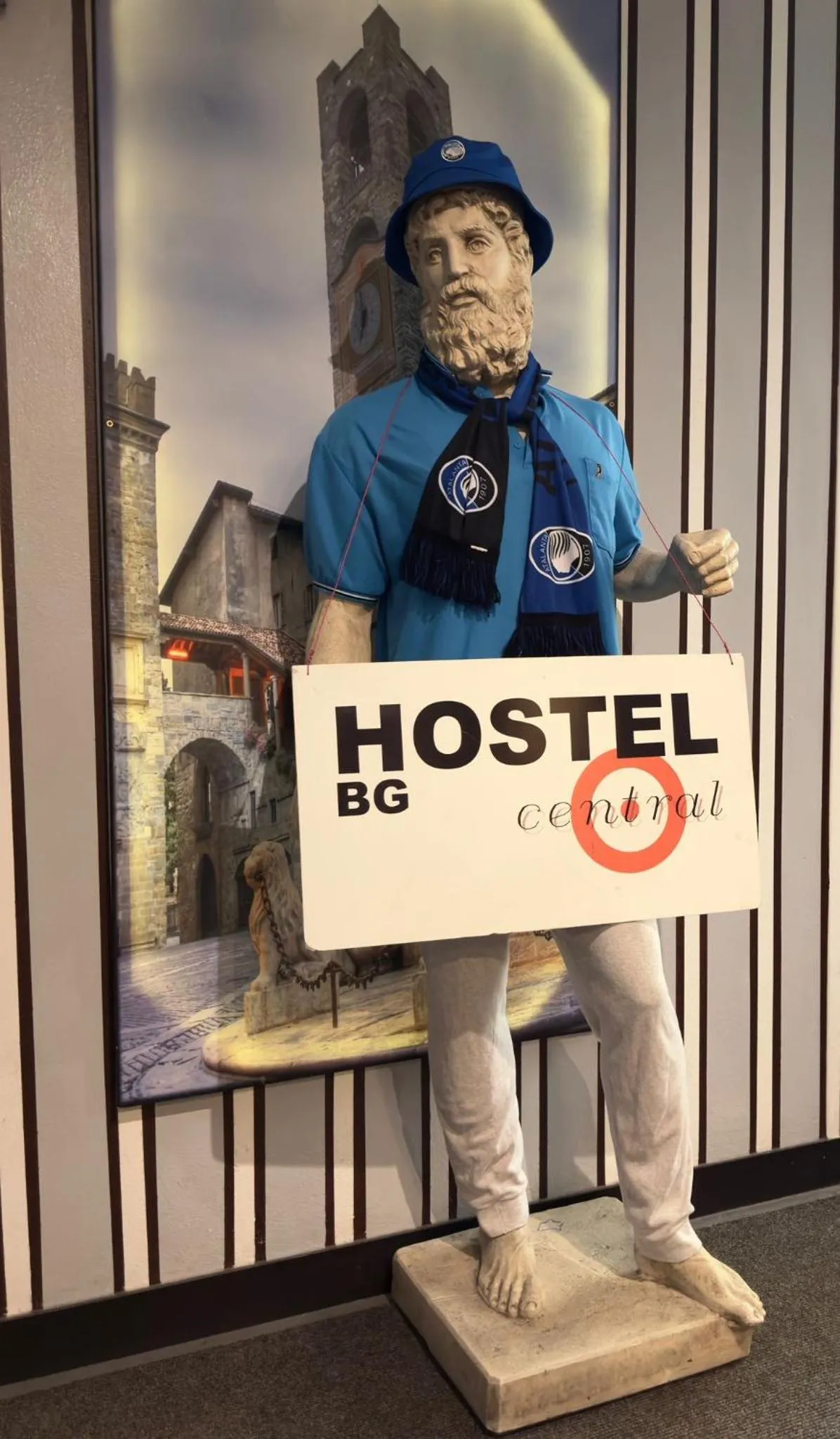 Decorative detail in Central Hostel BG