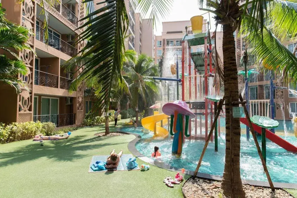 Atlantis Condo Resort pattaya by LJ Atlantis Condo Resort pattaya by LJ