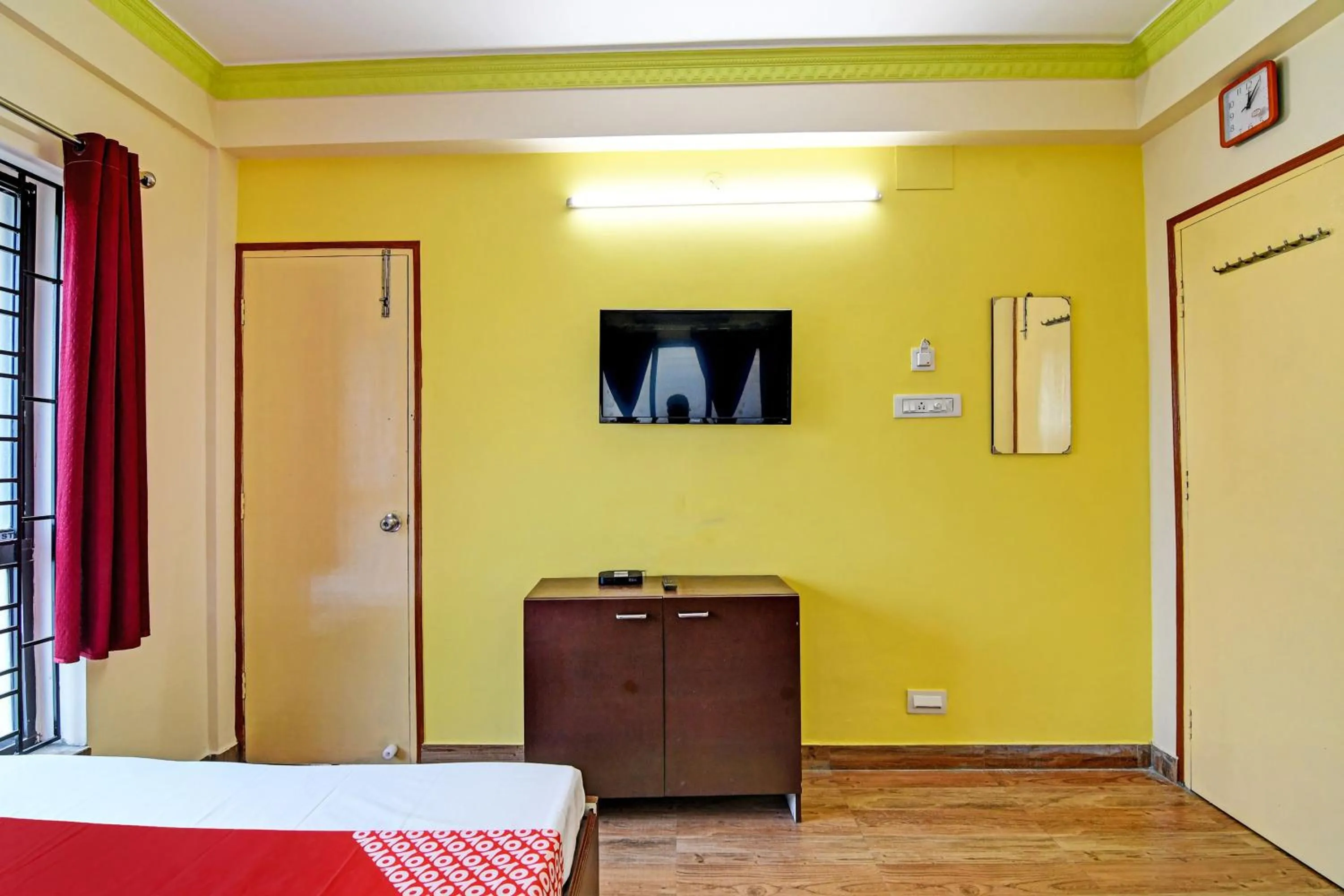 TV and multimedia in Hotel O Shree Near Akankha More