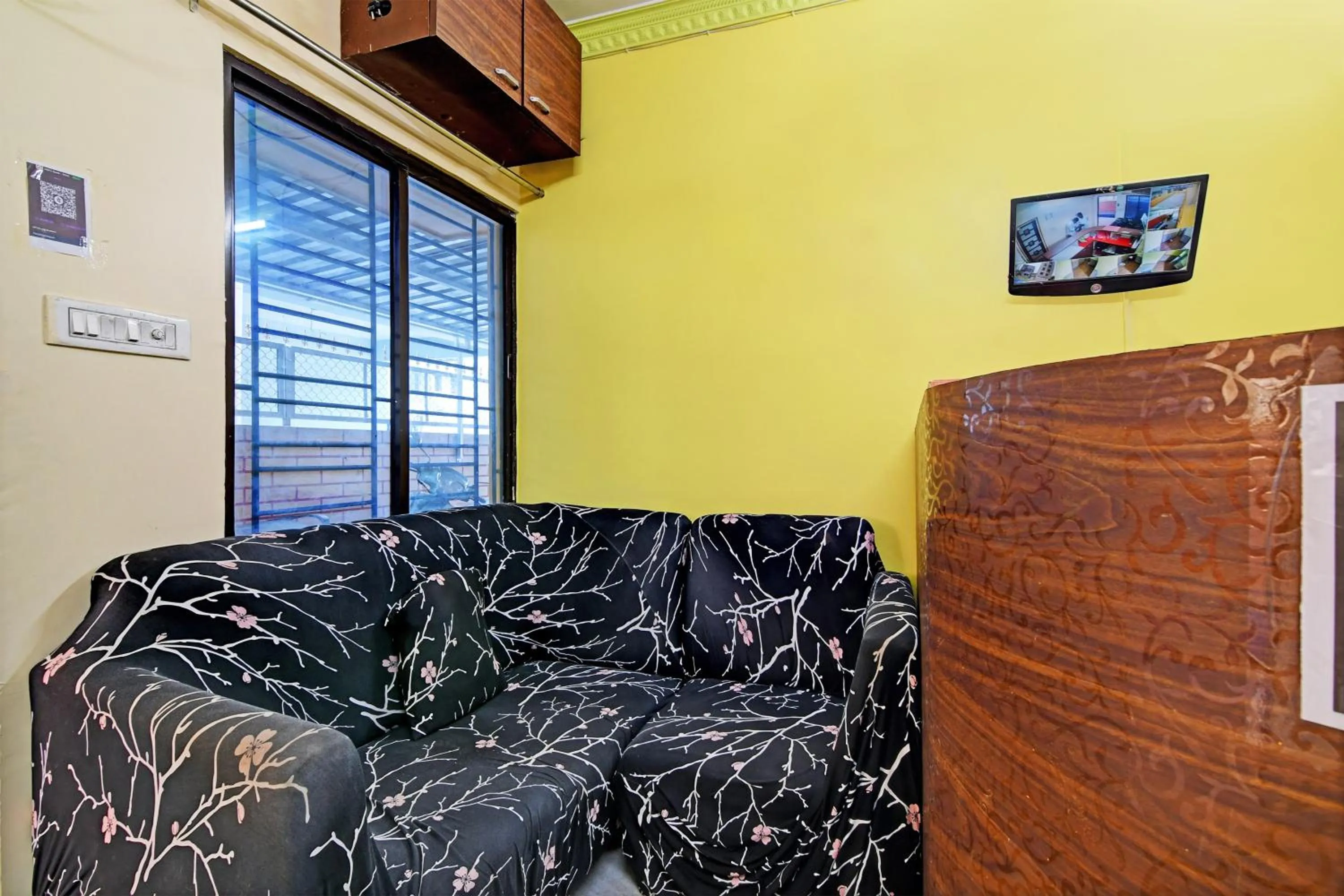 Seating area in Hotel O Shree Near Akankha More