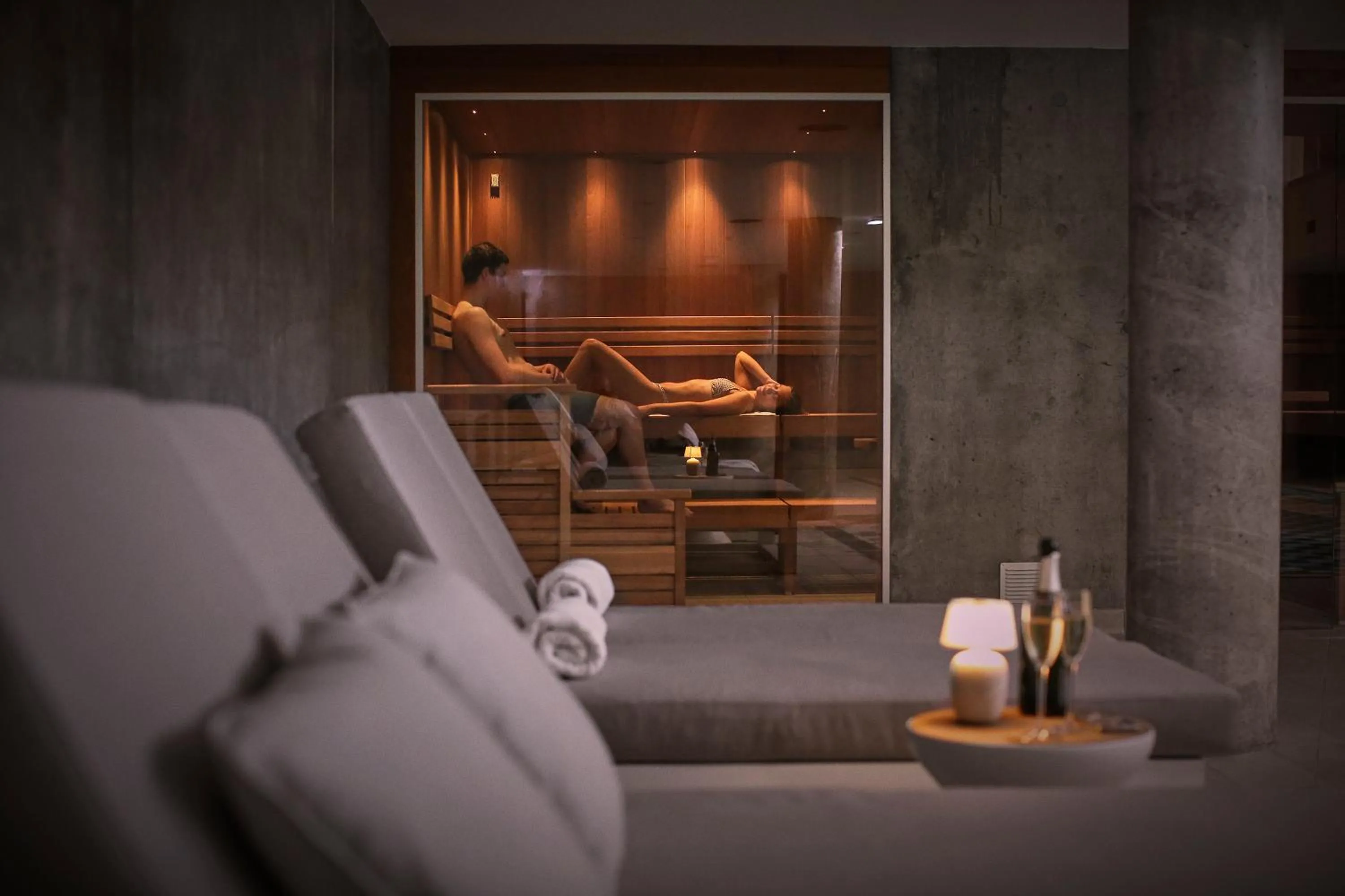 Spa and wellness centre/facilities in Hôtel de Ville