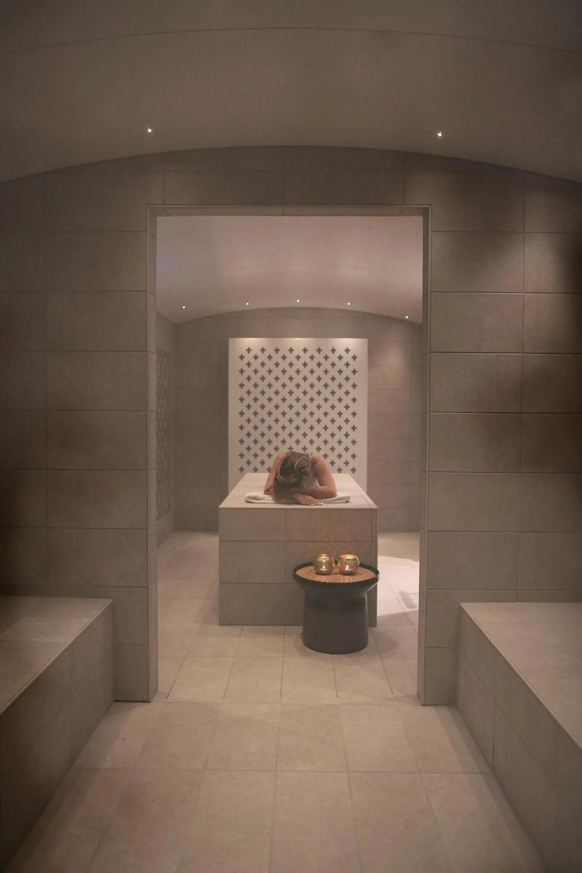 Spa and wellness centre/facilities in Hôtel de Ville