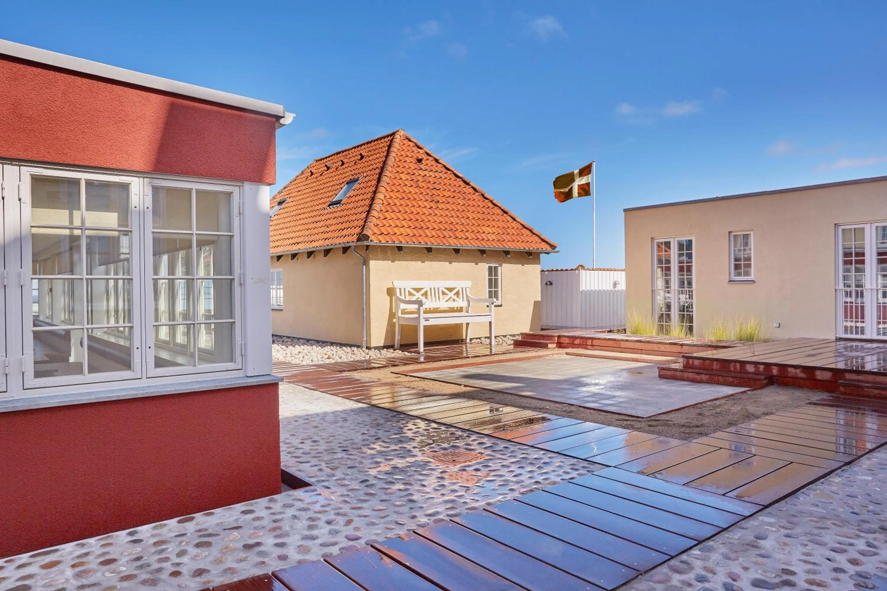 Property building in Hôtel de Ville