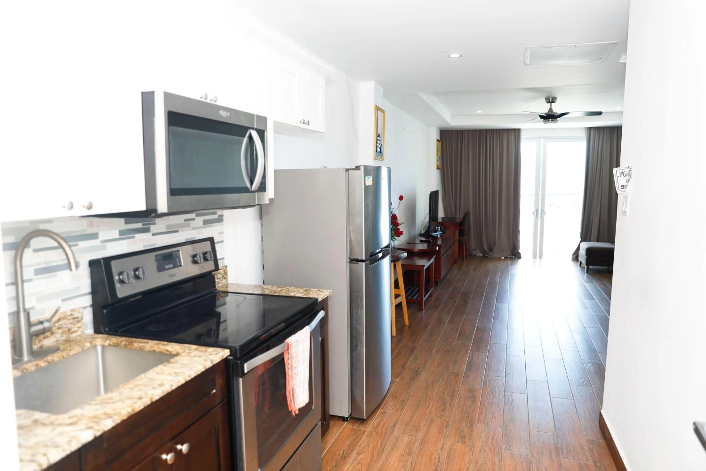 Kings Pavilion Suites Hotel