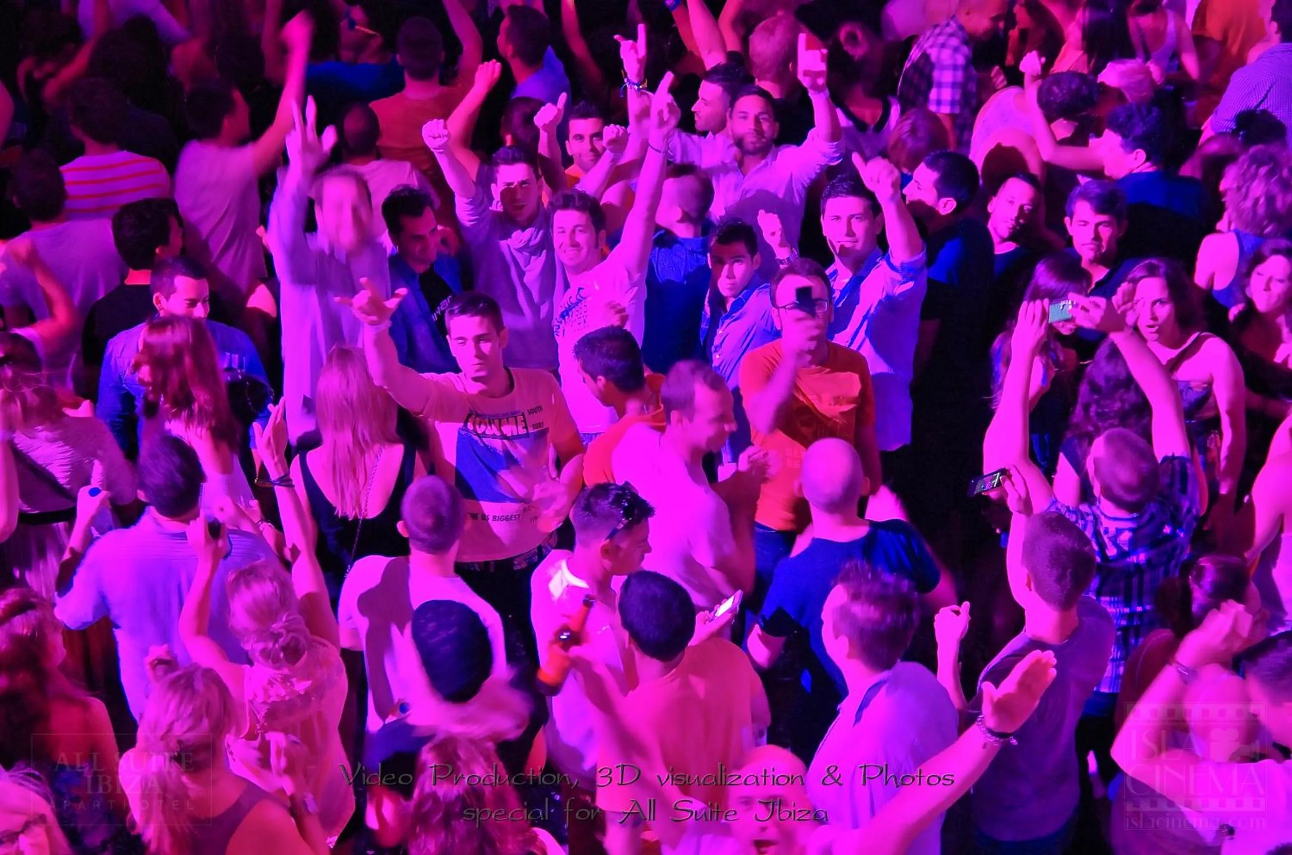 Nightclub / DJ in All Suite Ibiza Aparthotel