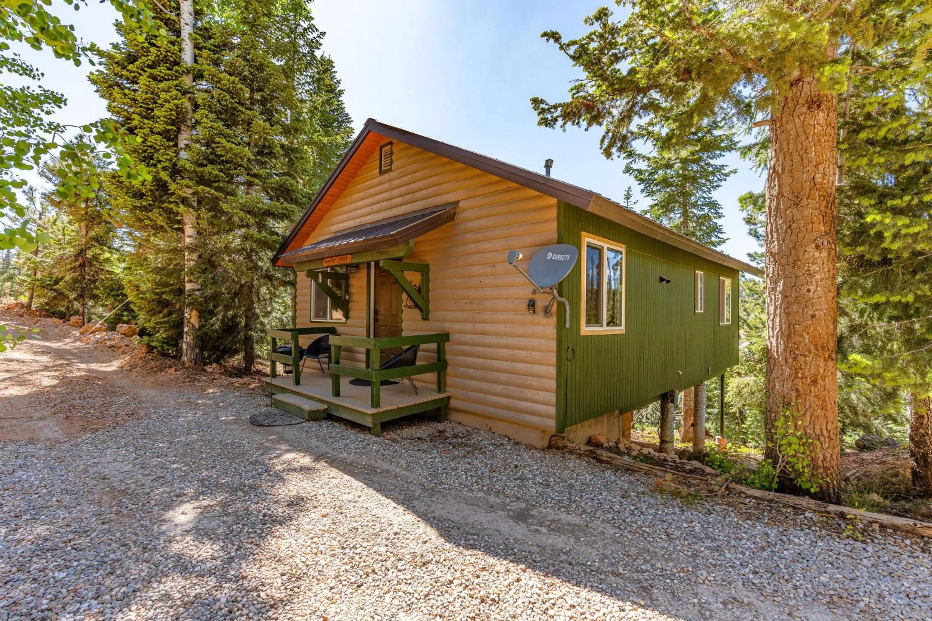 Property building in Duck Creek Village Inn