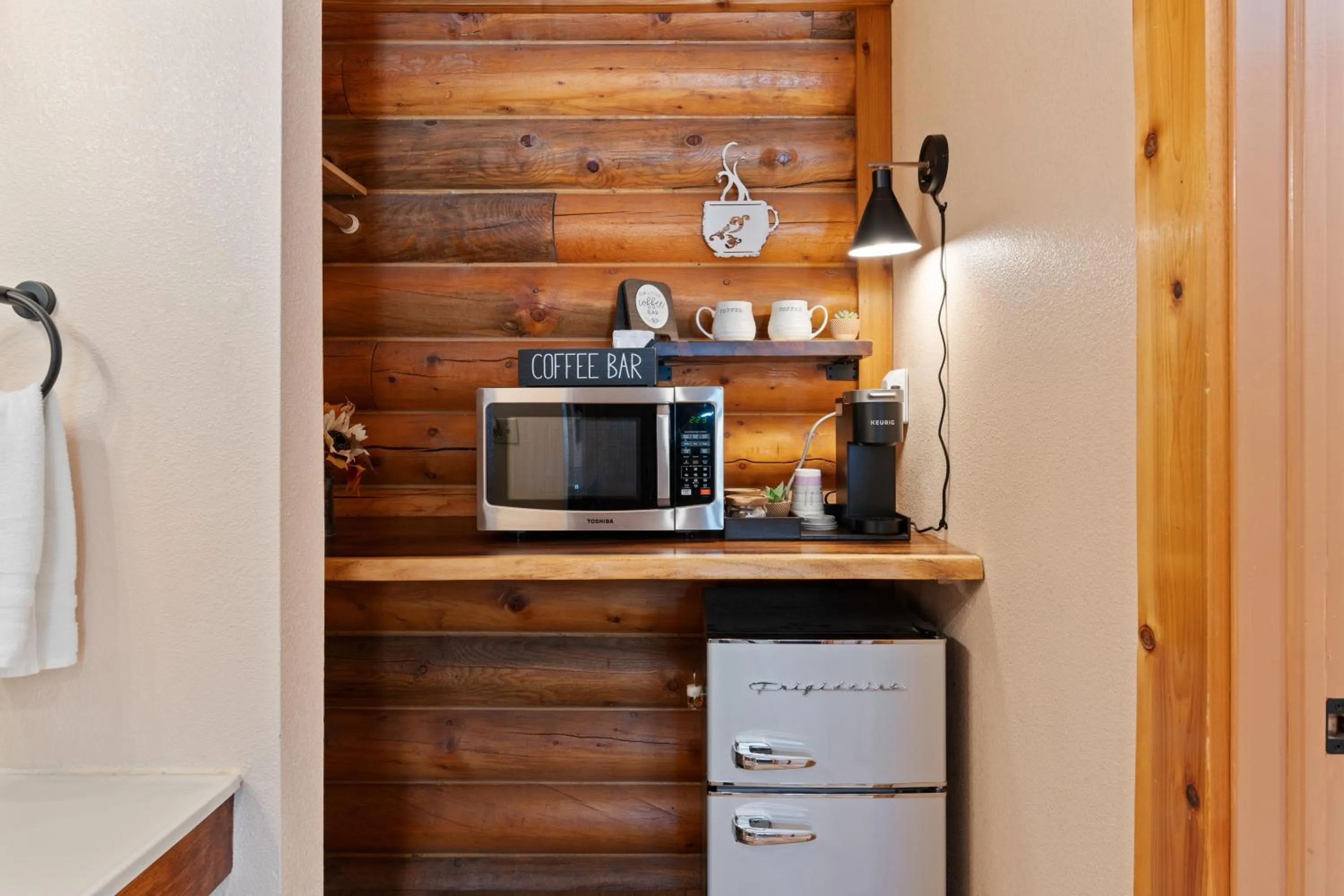 Breakfast in Duck Creek Village Inn