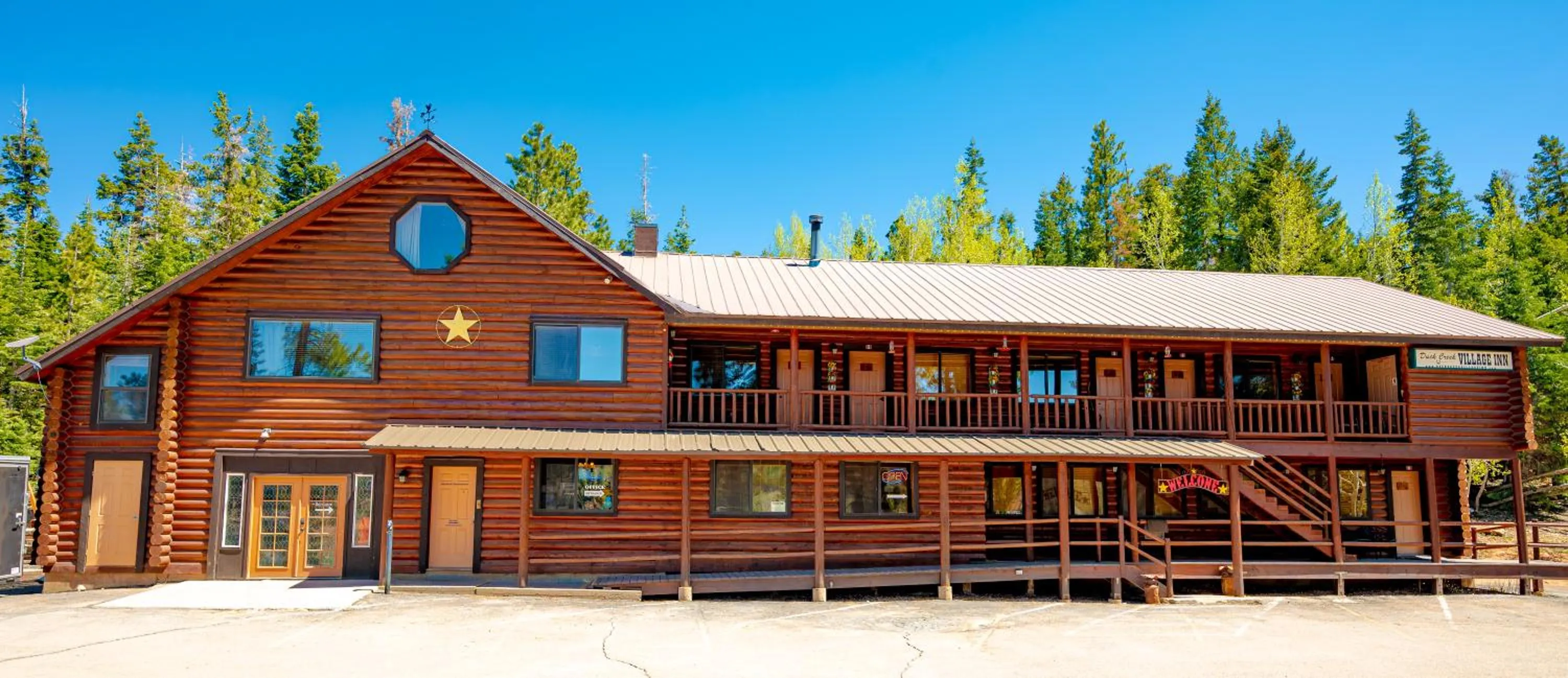 Property building in Duck Creek Village Inn
