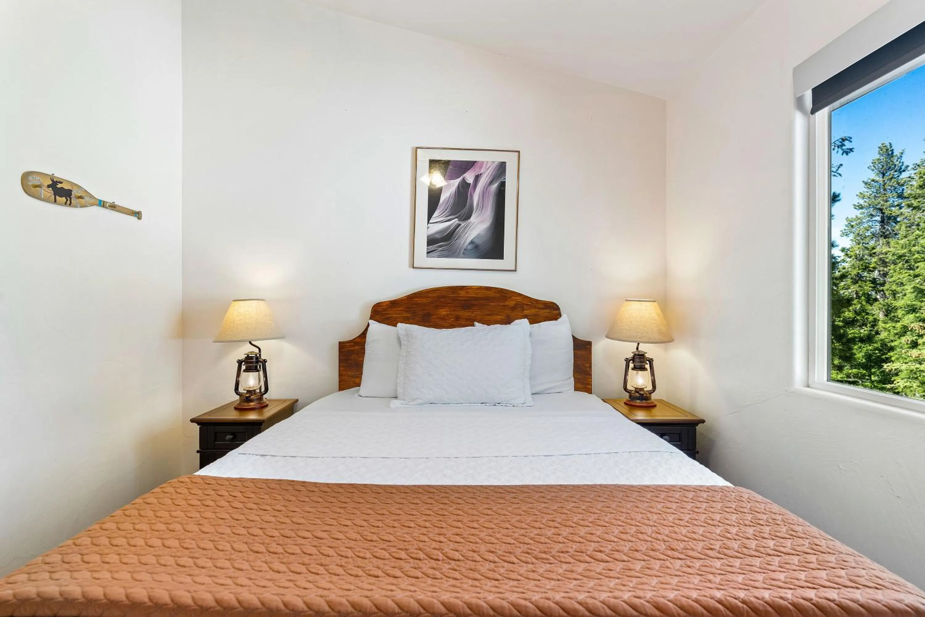 Bed in Duck Creek Village Inn