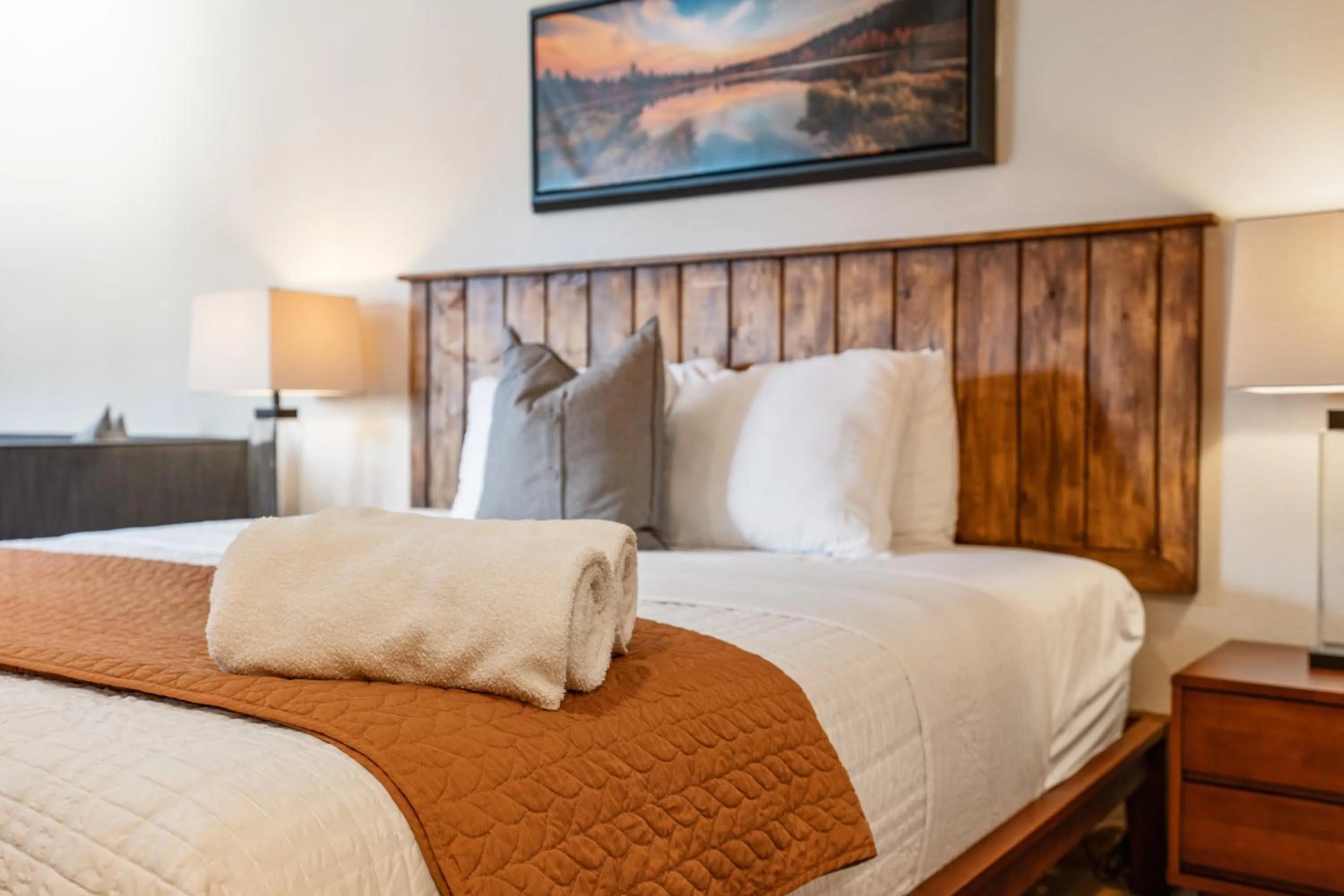 Bed in Duck Creek Village Inn