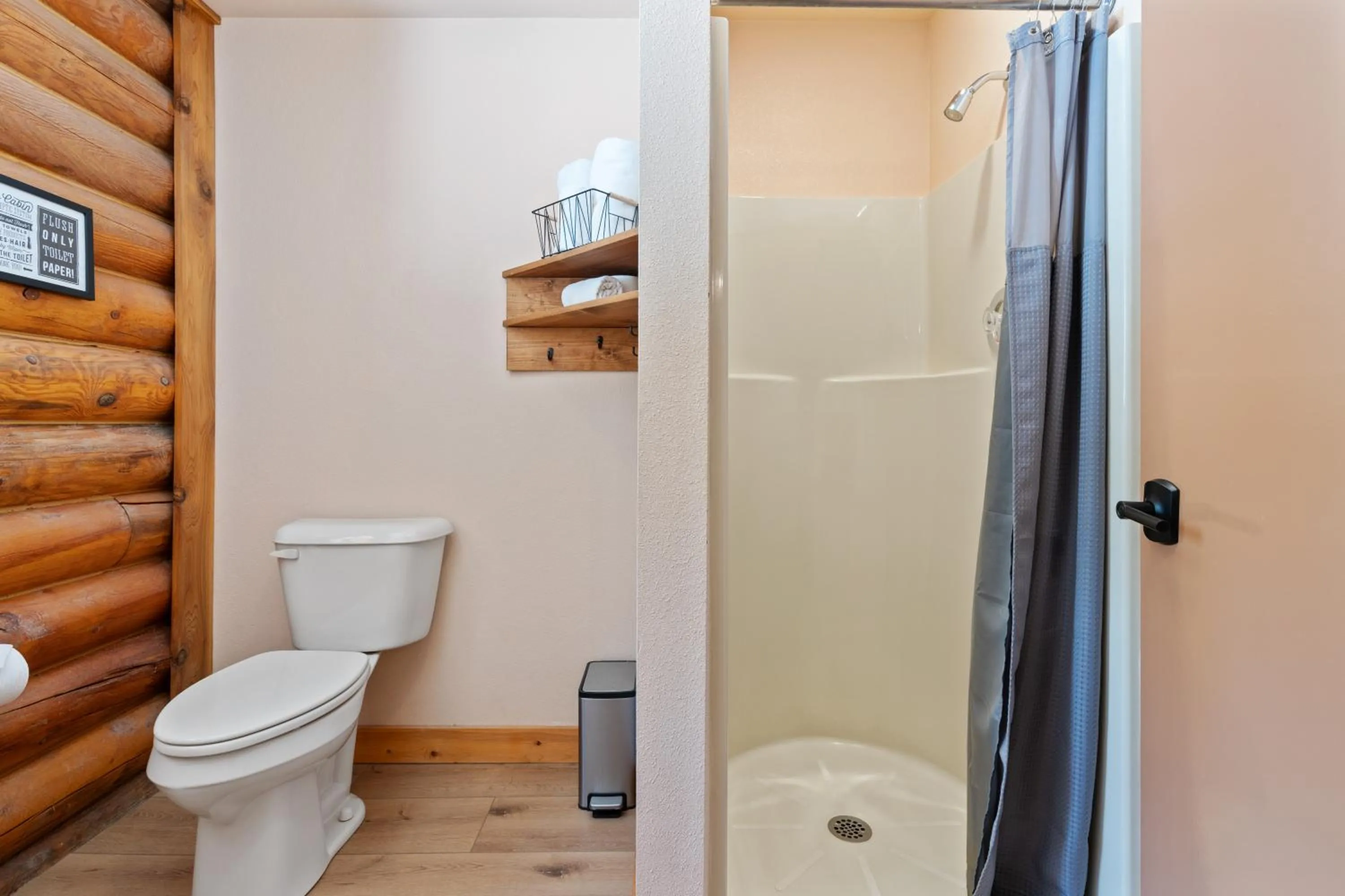 Bathroom in Duck Creek Village Inn