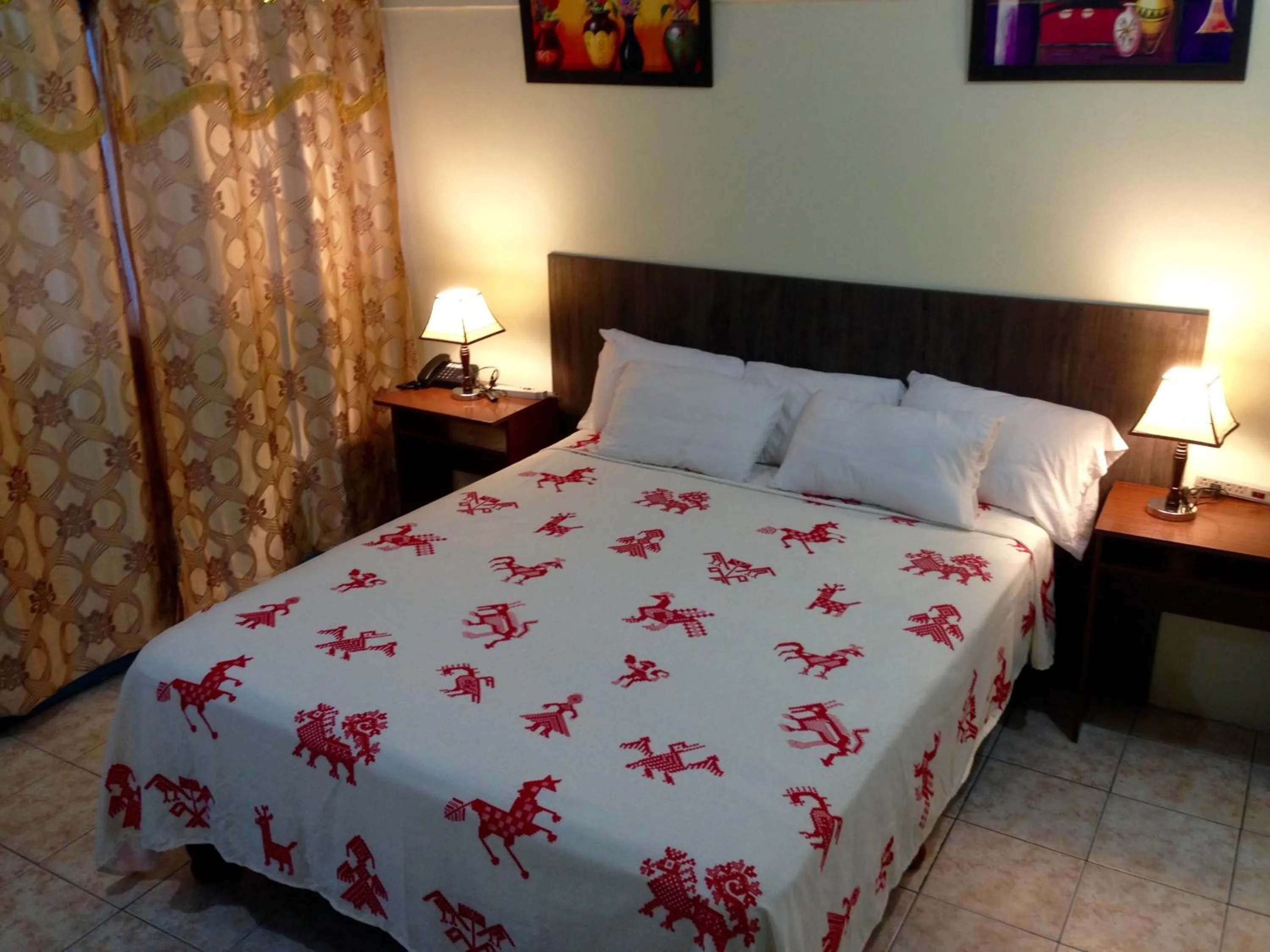 Bed in Hotel MundialCity