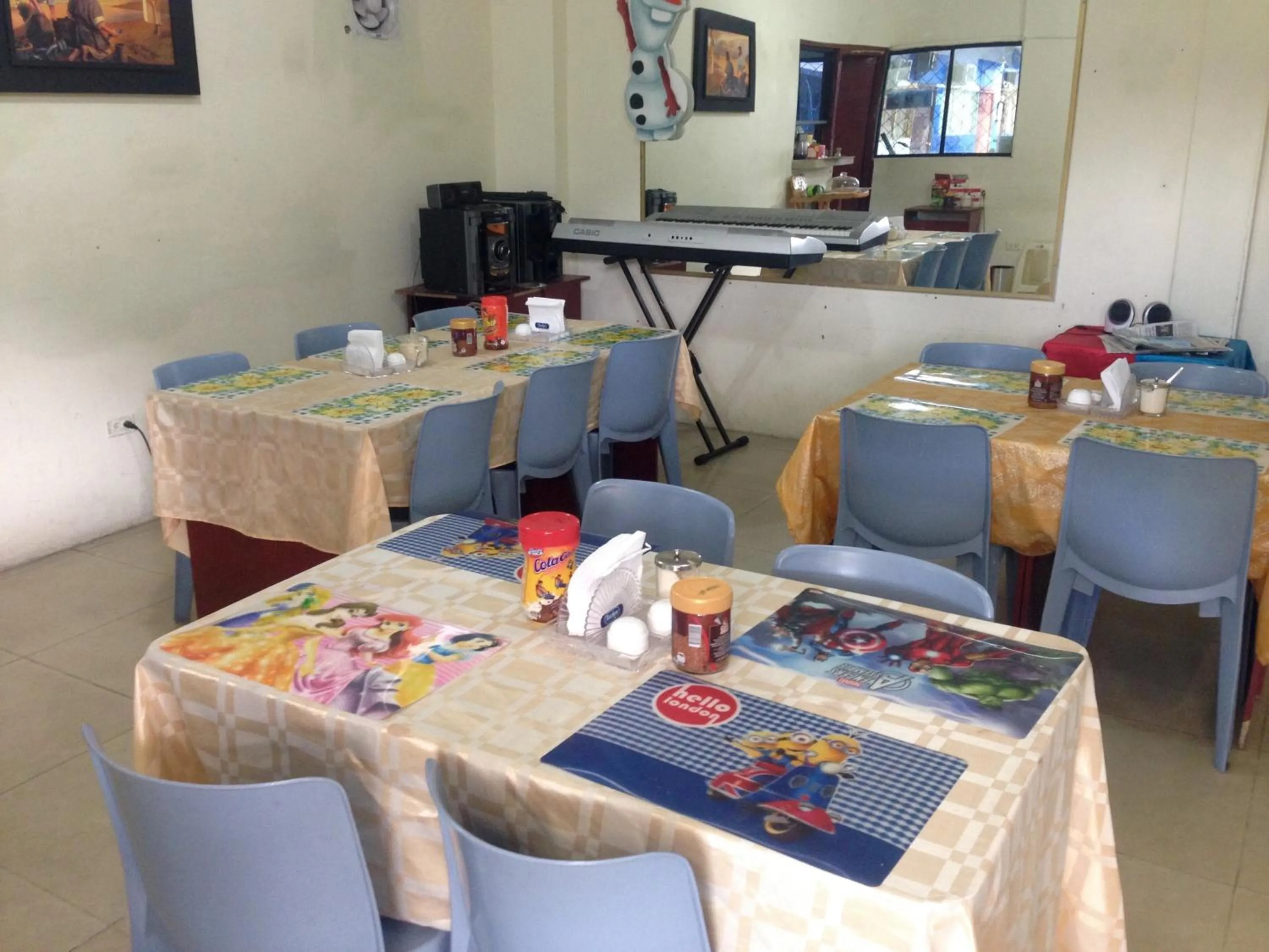 Restaurant/places to eat in Hotel MundialCity