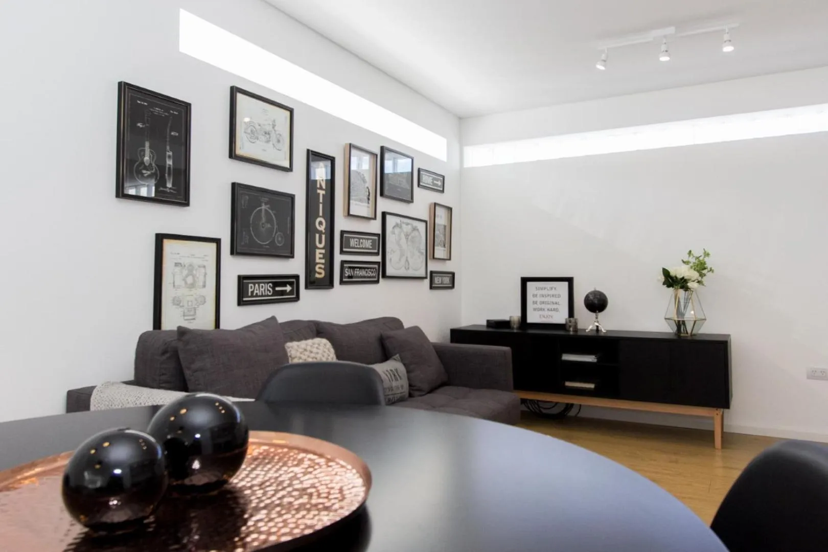 Living room in Pacifico Apartamentos