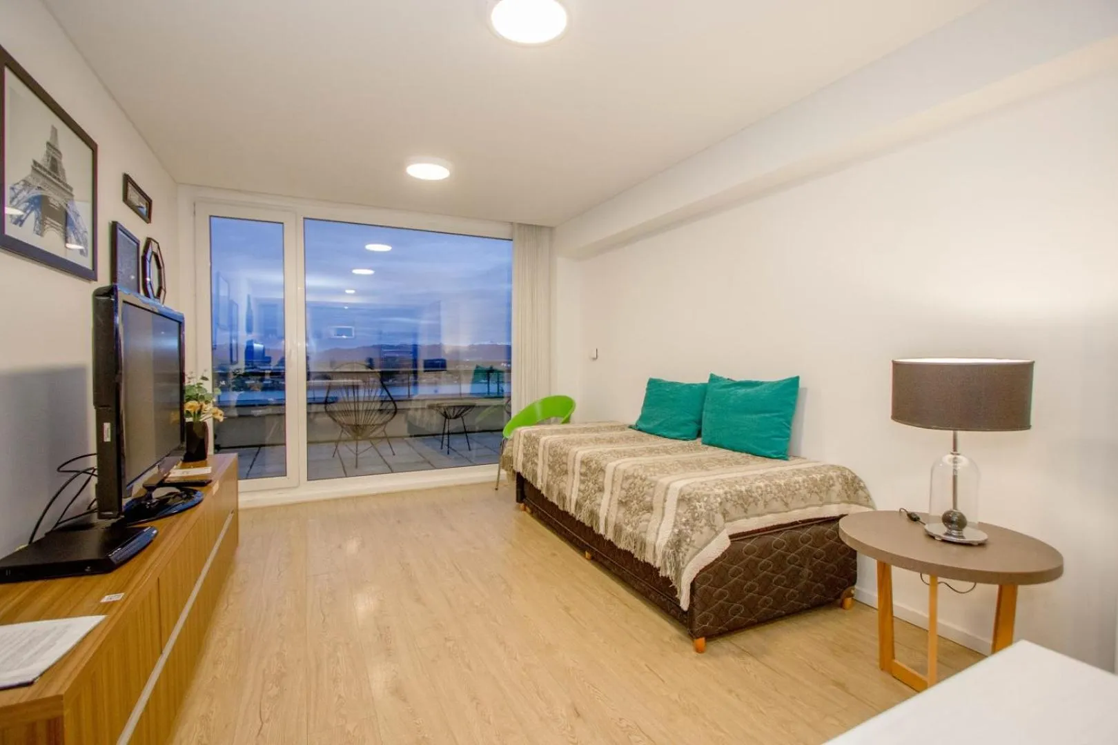 Bed in Pacifico Apartamentos