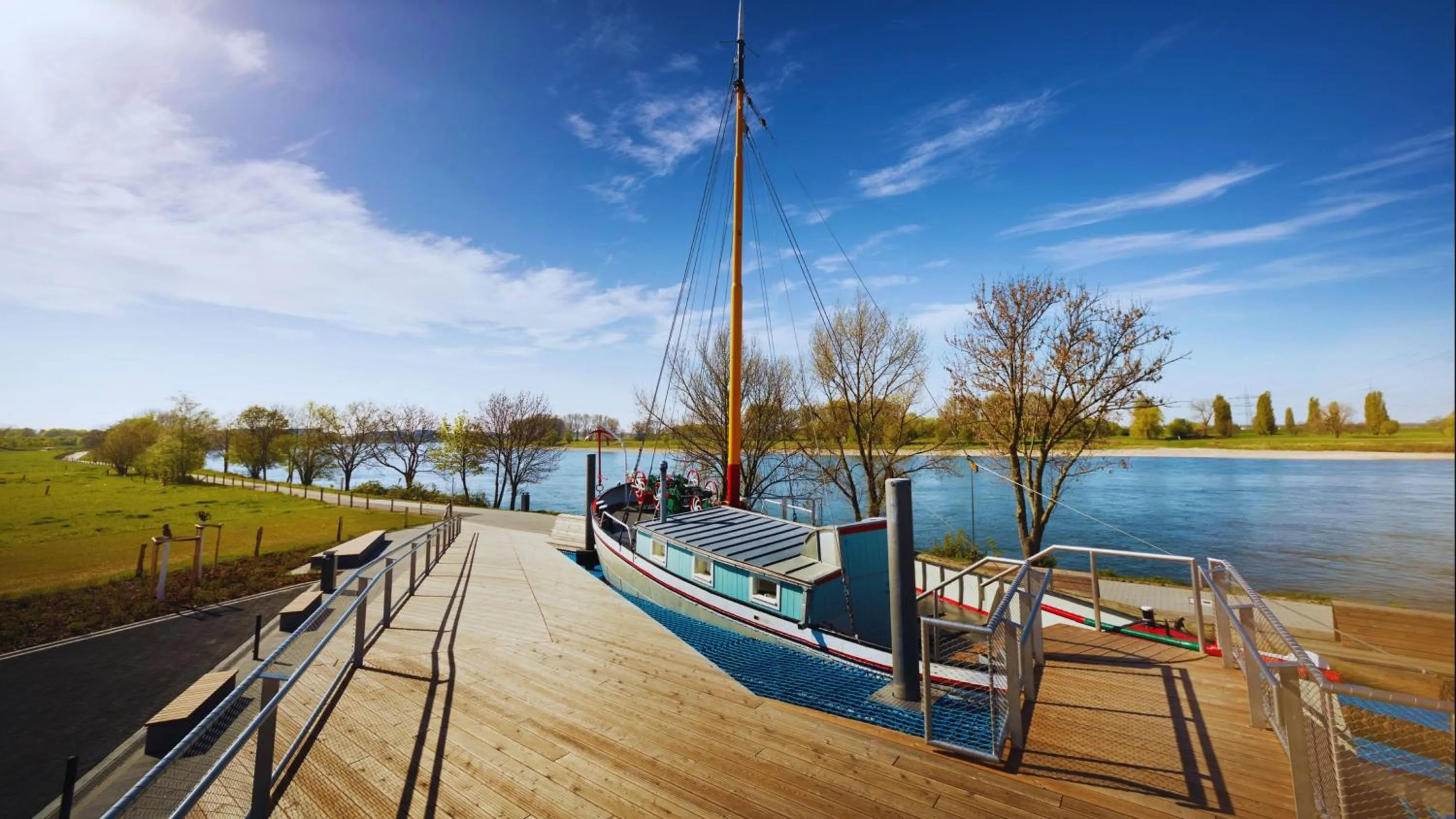 Area and facilities in Holiday Inn Express & Suites Monheim am Rhein by IHG