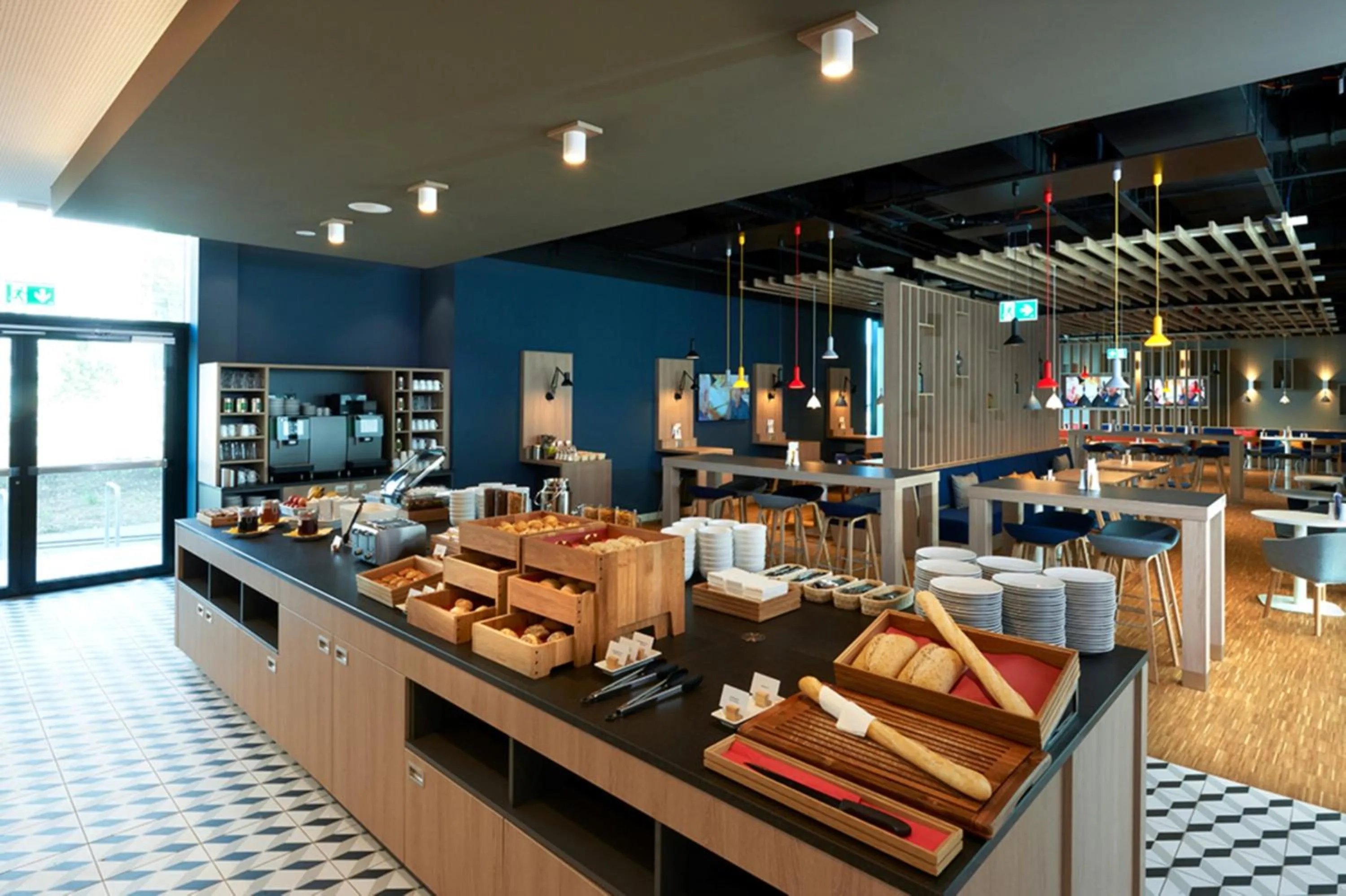 Breakfast in Holiday Inn Express & Suites Monheim am Rhein by IHG