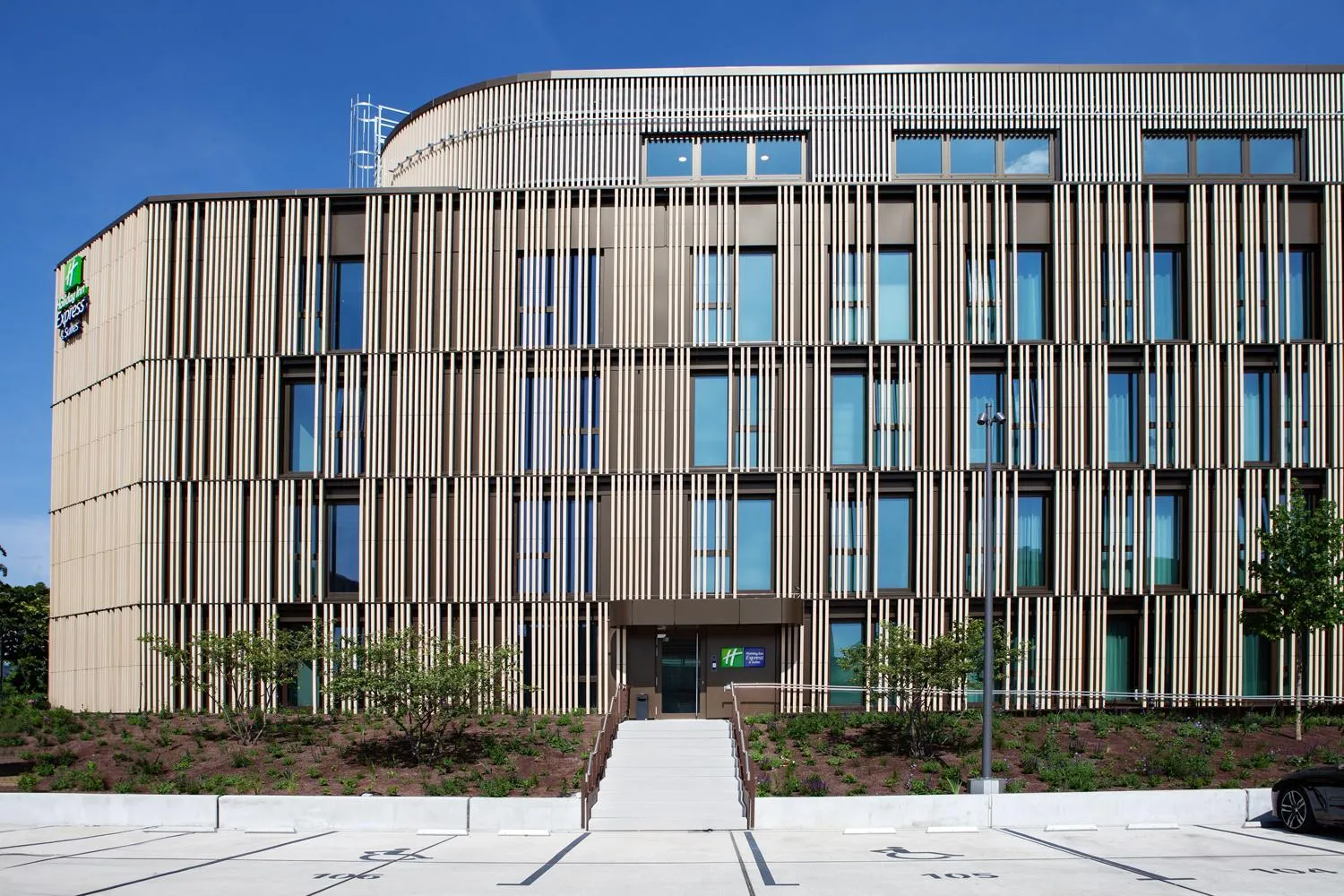 Property building in Holiday Inn Express & Suites Monheim am Rhein by IHG