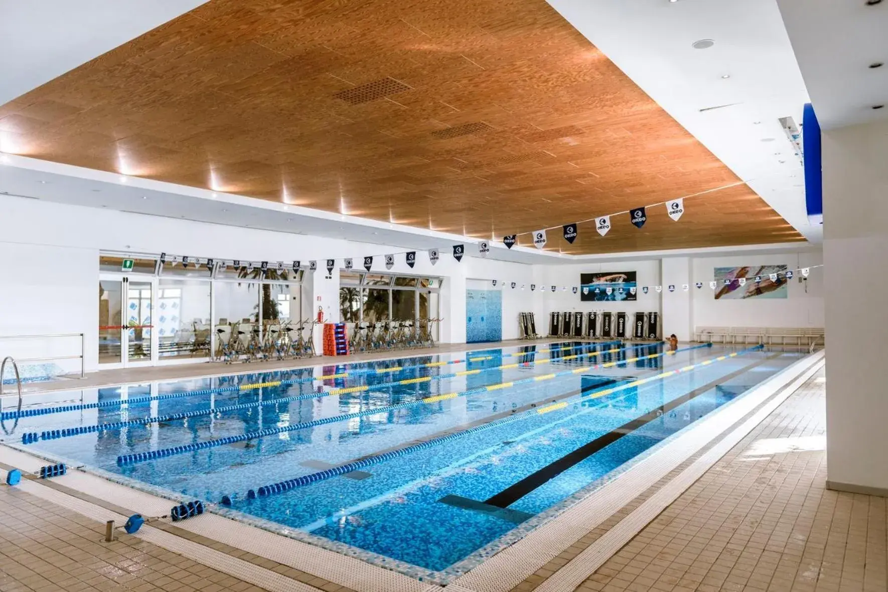 Swimming pool in Hotel Diamante Swimming pool in Hotel Diamante