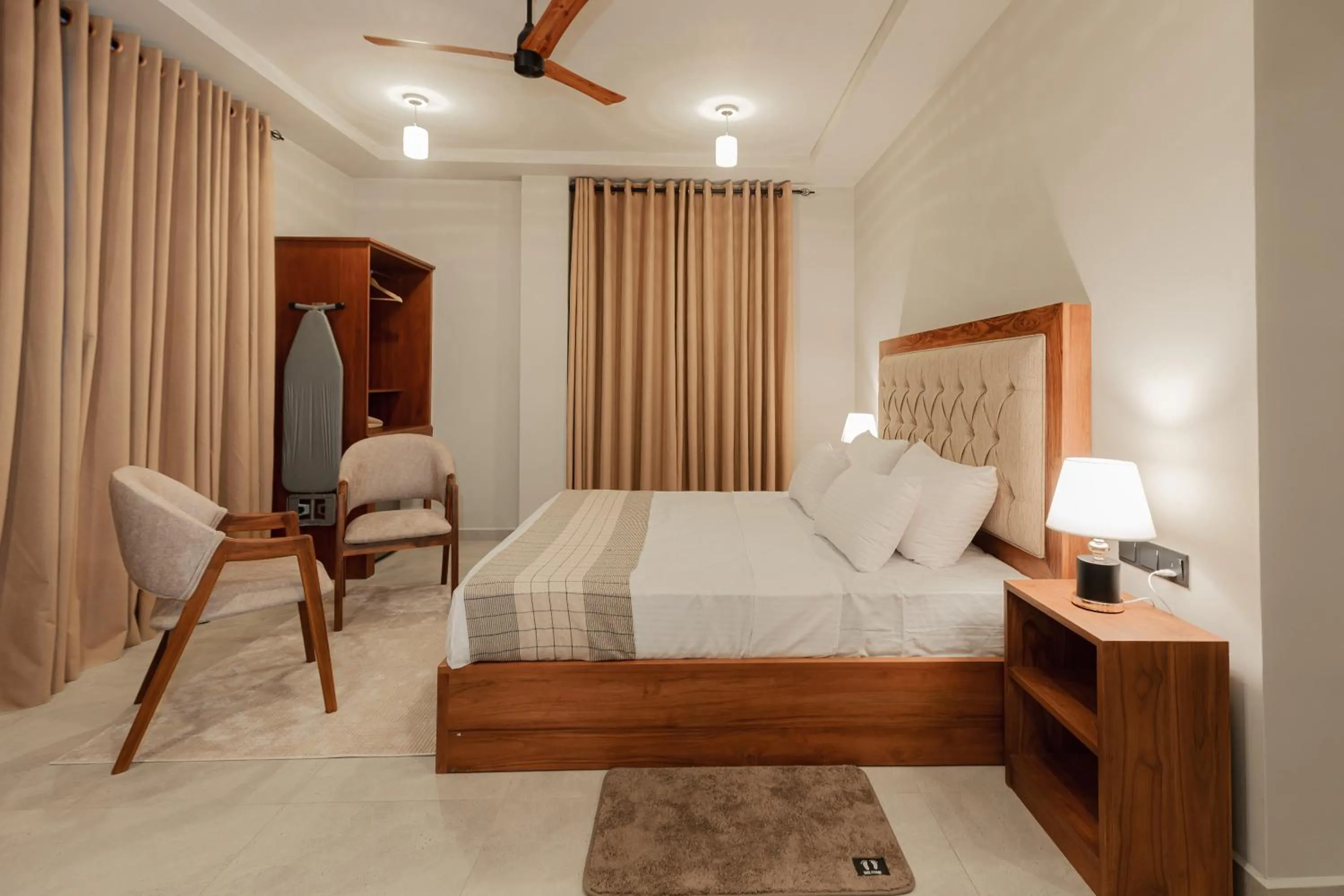 Deluxe Double Room with Sea View - single occupancy in Ivory Resort Dikwella