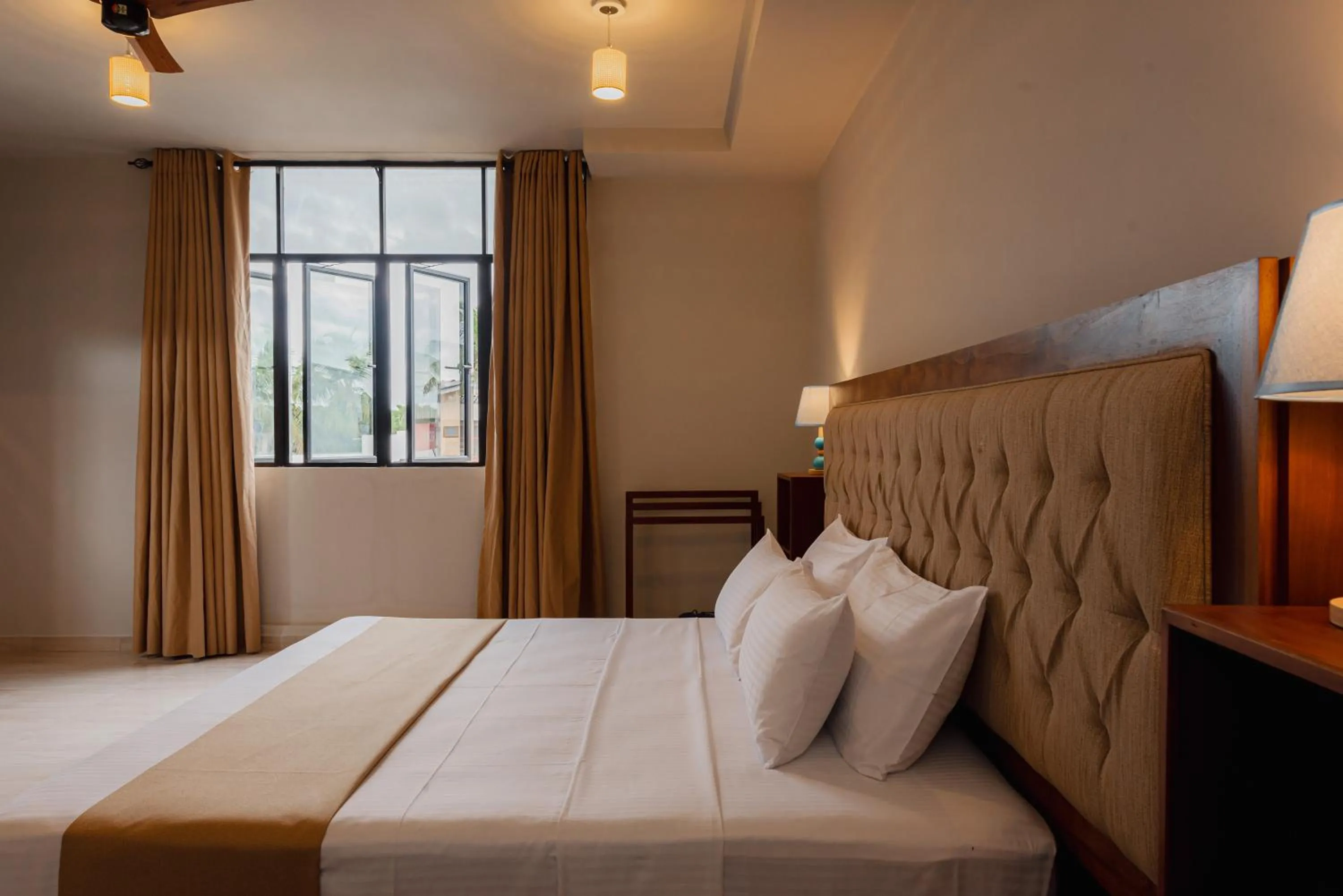 Deluxe King Room - single occupancy in Ivory Resort Dikwella